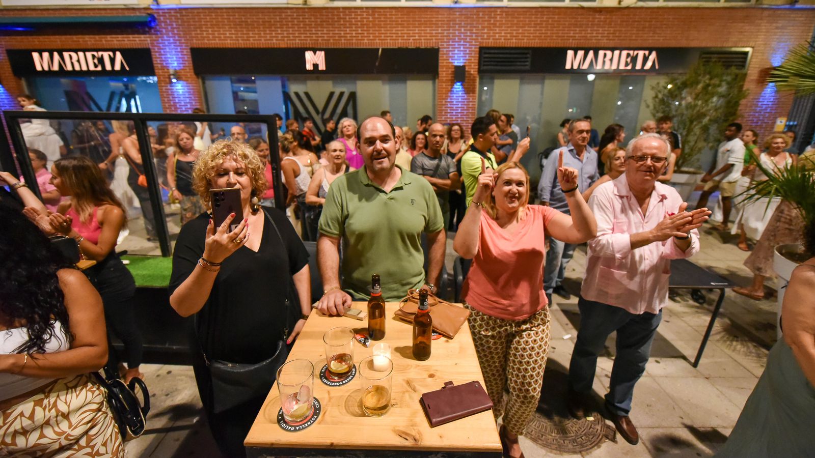 La noche de las velas y Perseidas de Algeciras, en imágenes