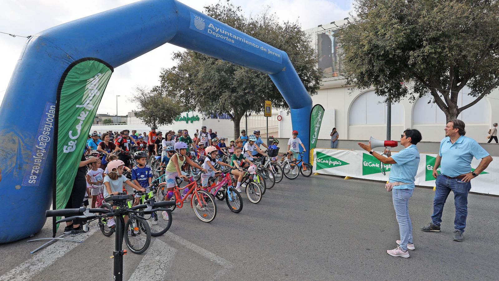 Búscate en el Día de la Bici Amistad por Jerez