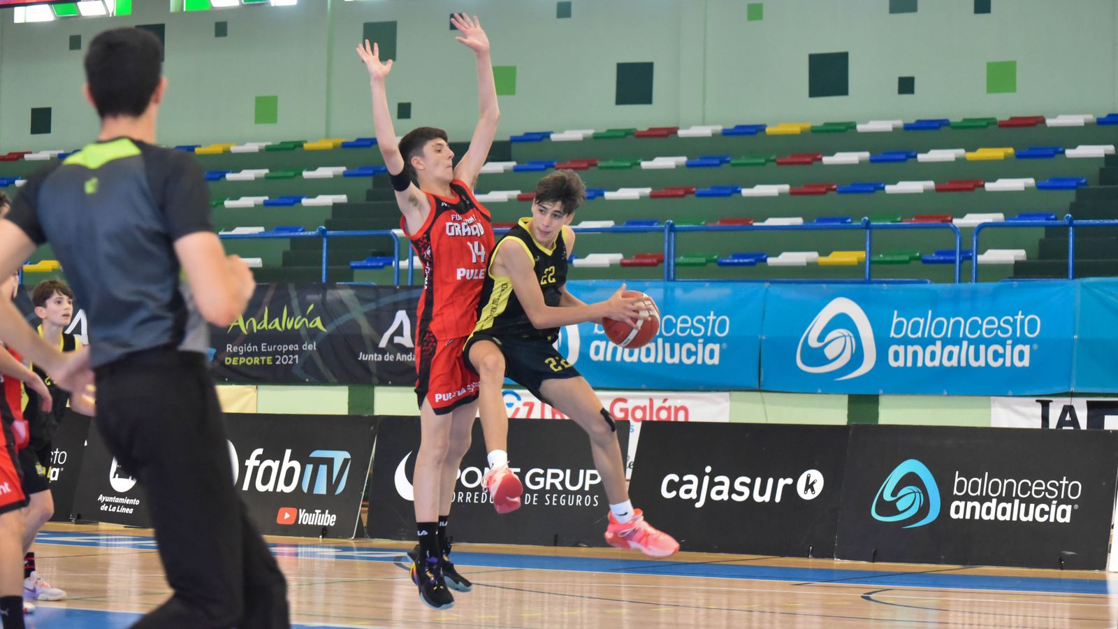 Las fotos de los cuartos de final del Cadeba infantil de La Línea