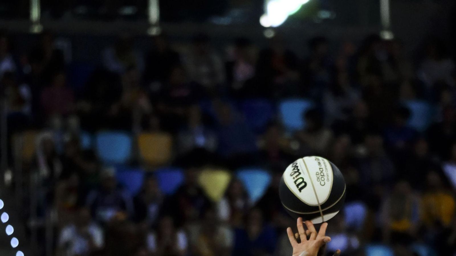 El Unicaja, campeón de Copa: Todas las imágenes del partido, la fiesta y la llegada a Málaga