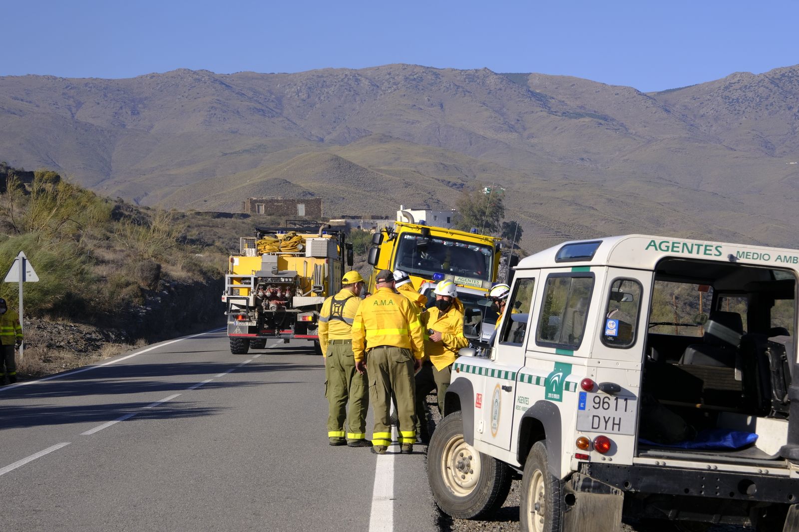 Fotogalería incendio en Castro de Filabres. Almería