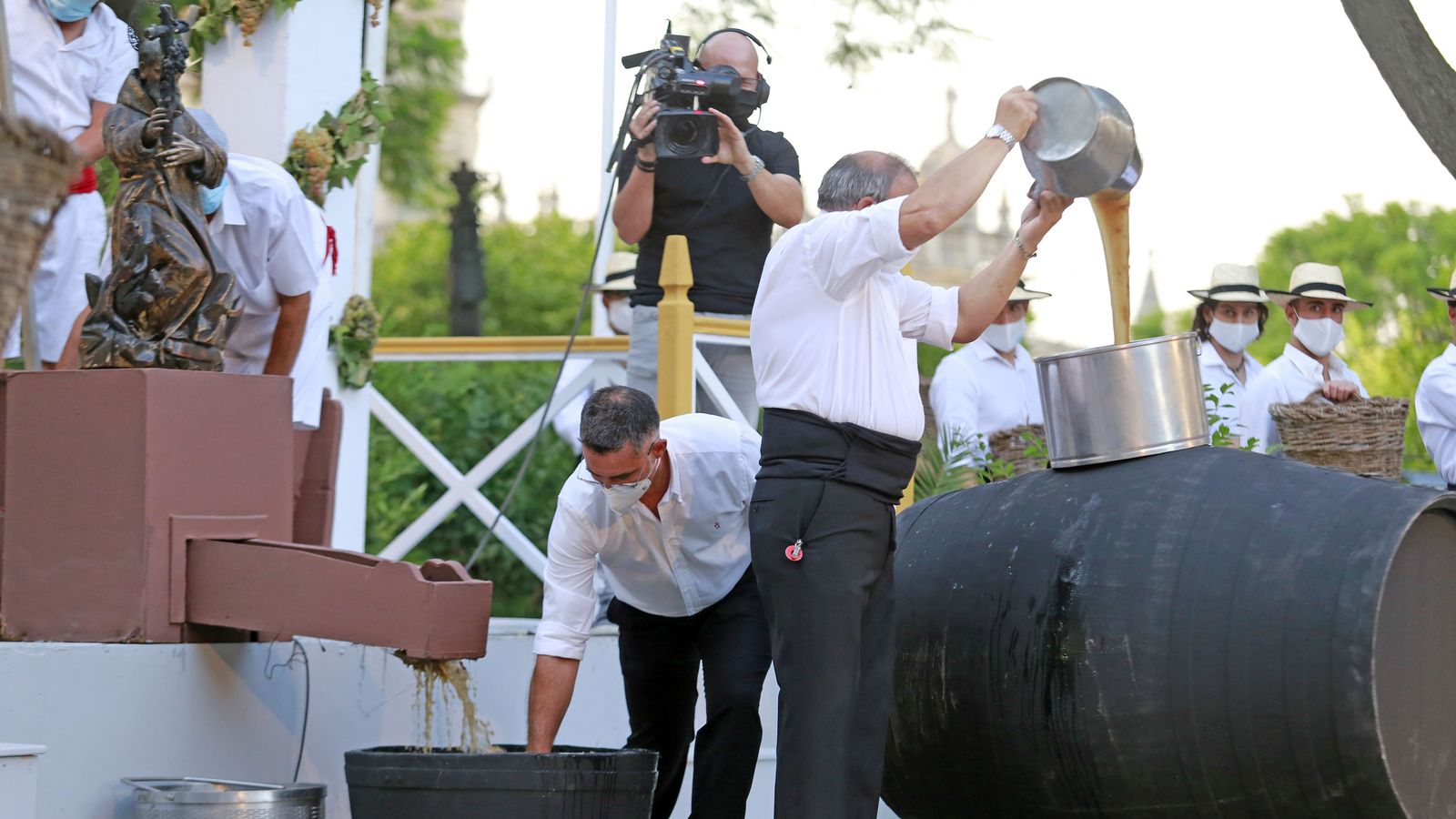 Pisa de la Uva en Alameda Vieja