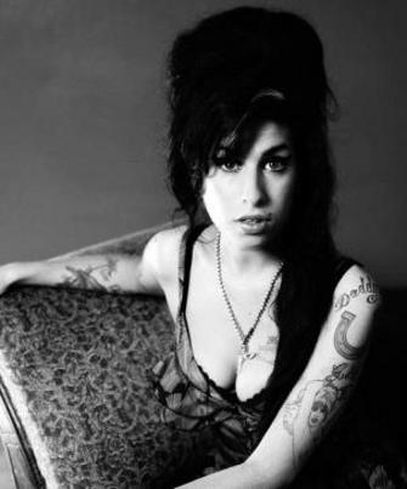 Amy Winehouse recibe apoyo materno por carta