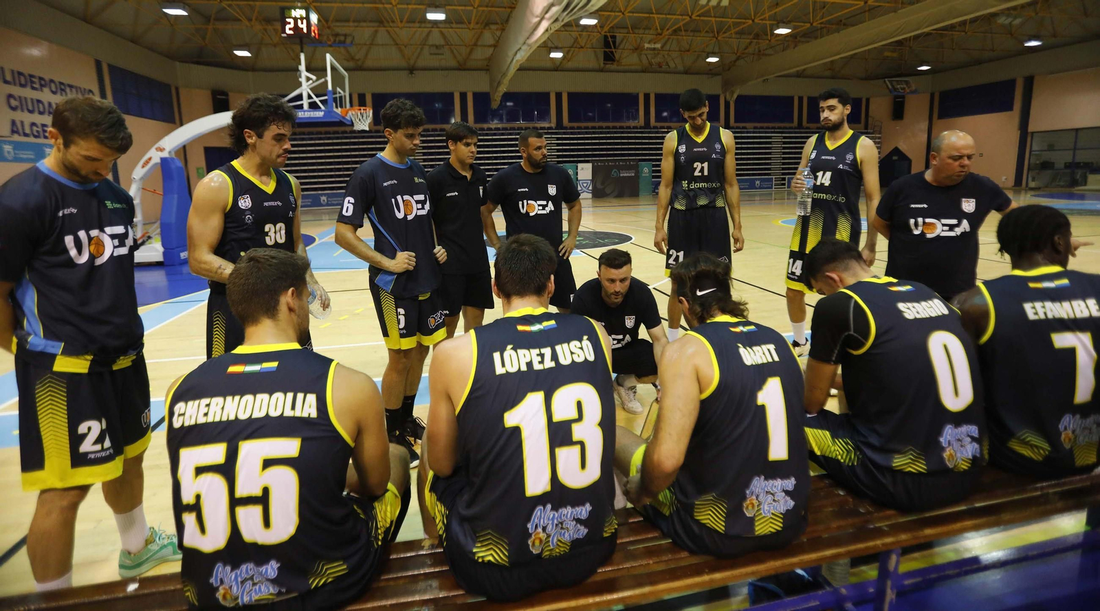 Las fotos del Udea Algeciras - Caja 87 Sevilla de la Copa Diputación