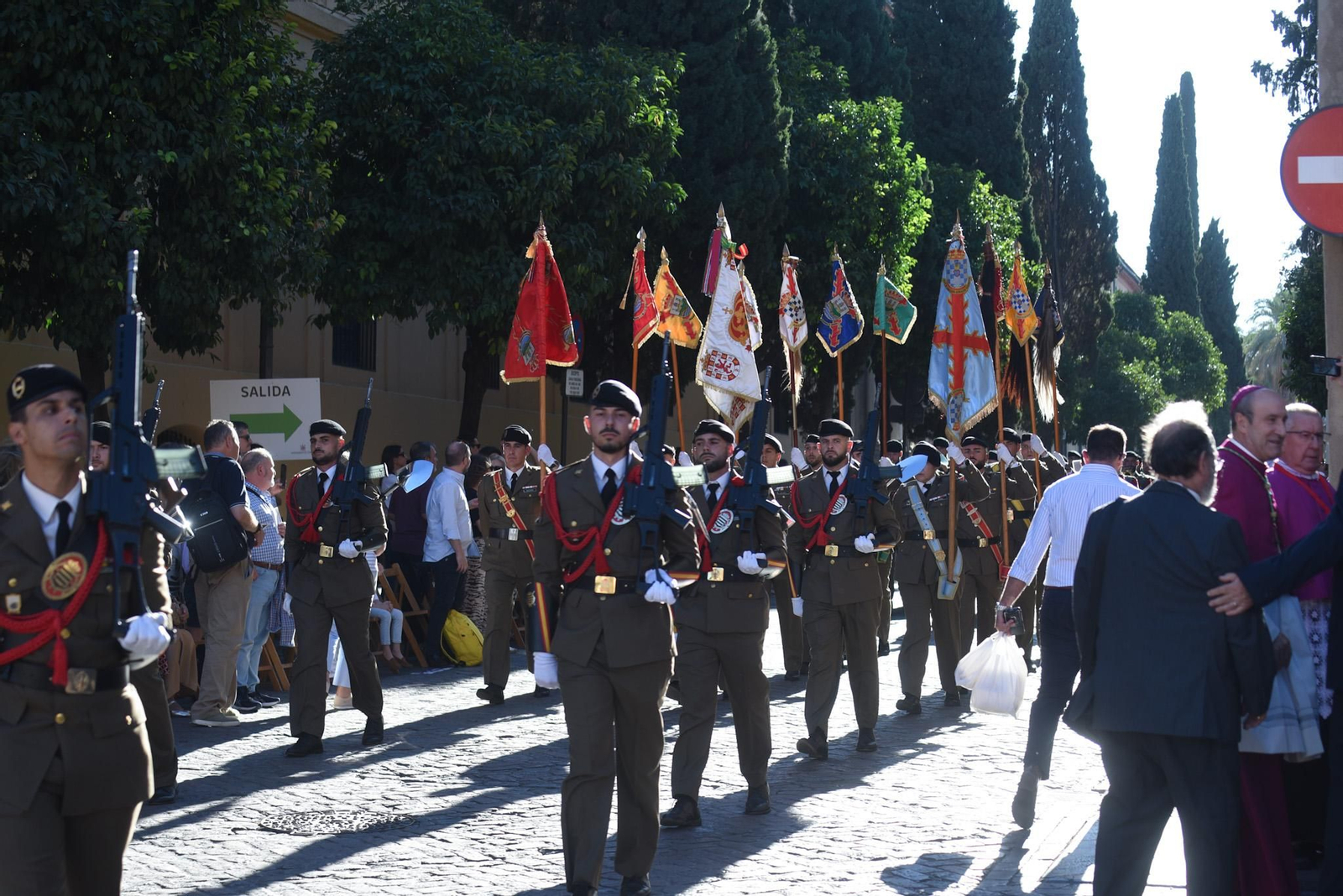La llegada del Cristo de San Álvaro al Magno Vía Crucis