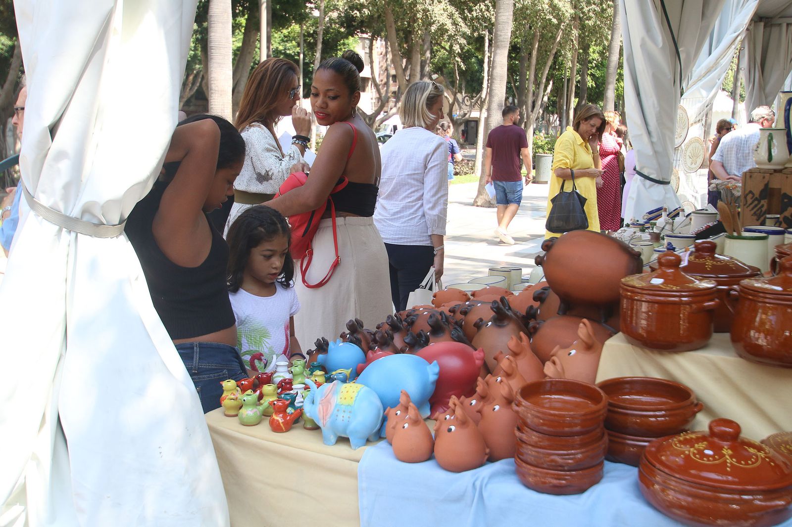 Fotogalería de la inauguración de la feria de alfarería. Feria de Almería 2019