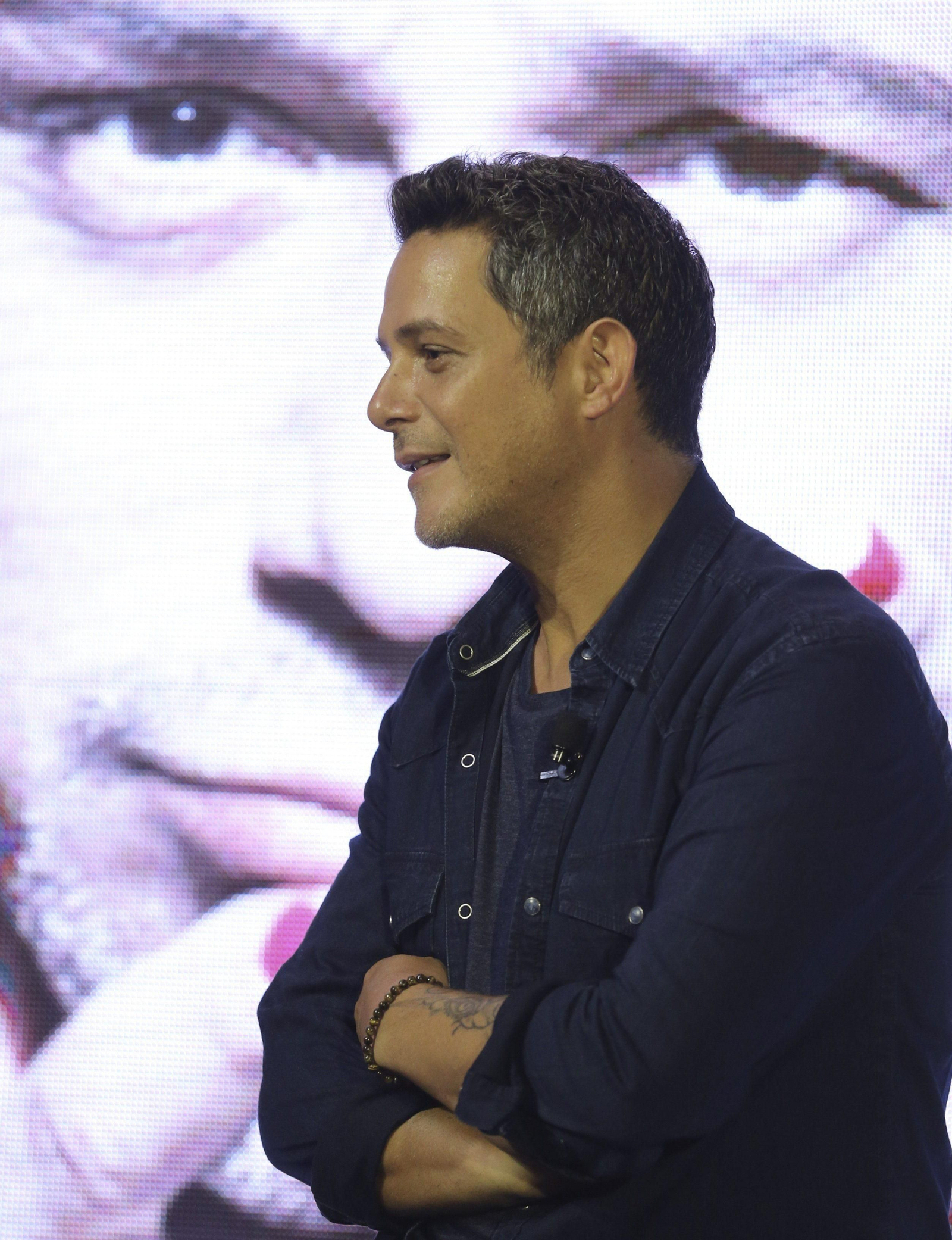 Alejandro Sanz.