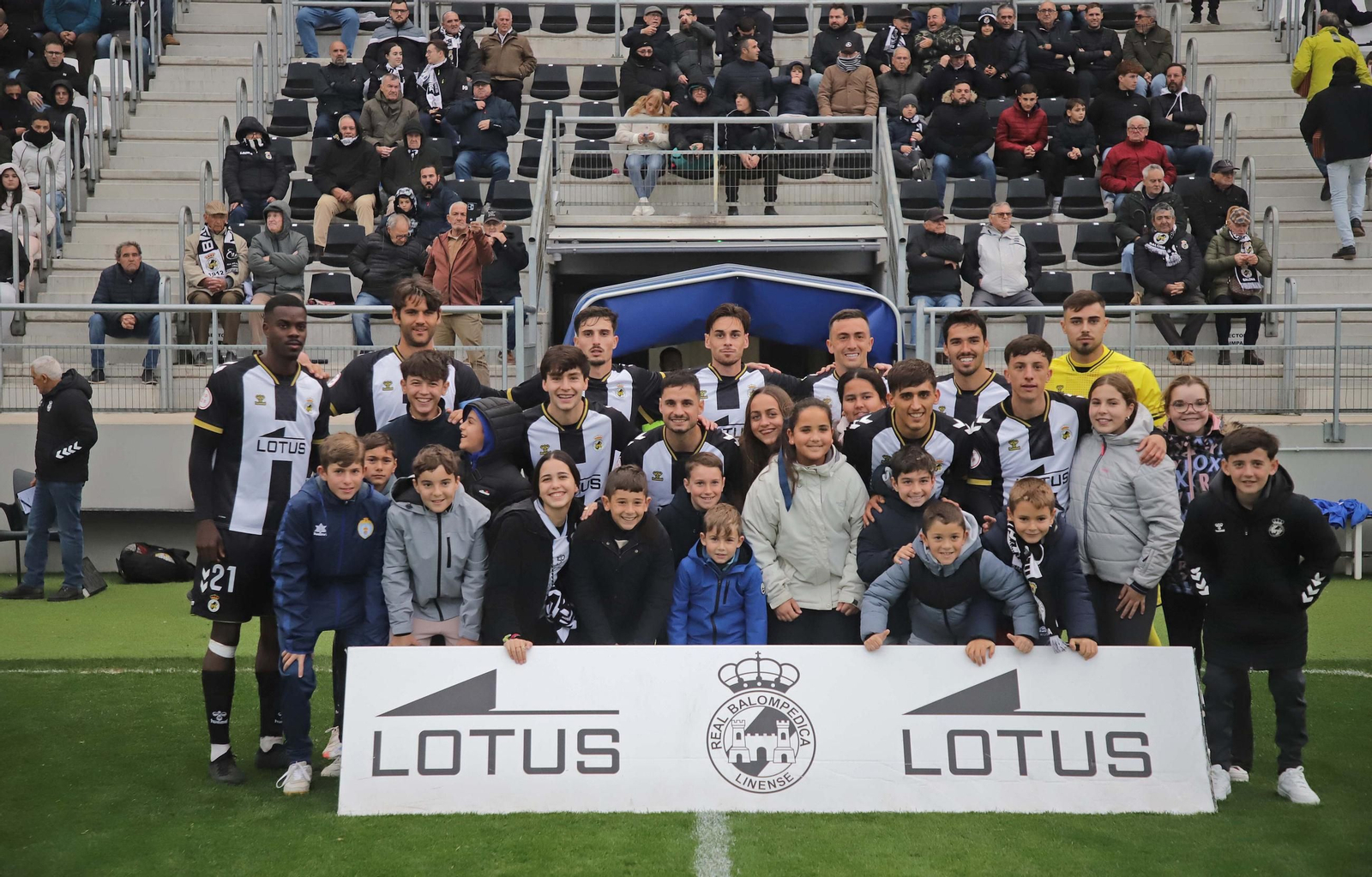 Las mejores fotos del Balona - Dos Hermanas de Tercera Federación