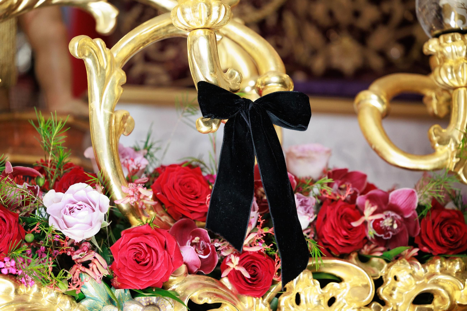 Imágenes de la salida de Cigarreras en la Semana Santa de Cádiz 2025