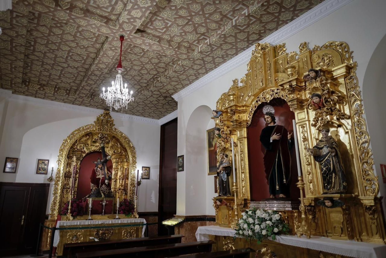 Detalle del aspecto actual que presenta la nave de San Juan Evangelista