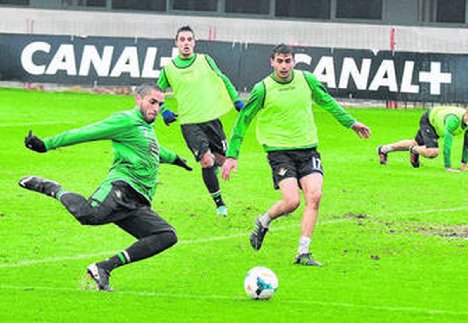 Calderón, ante el reto de ganar en Mestalla
