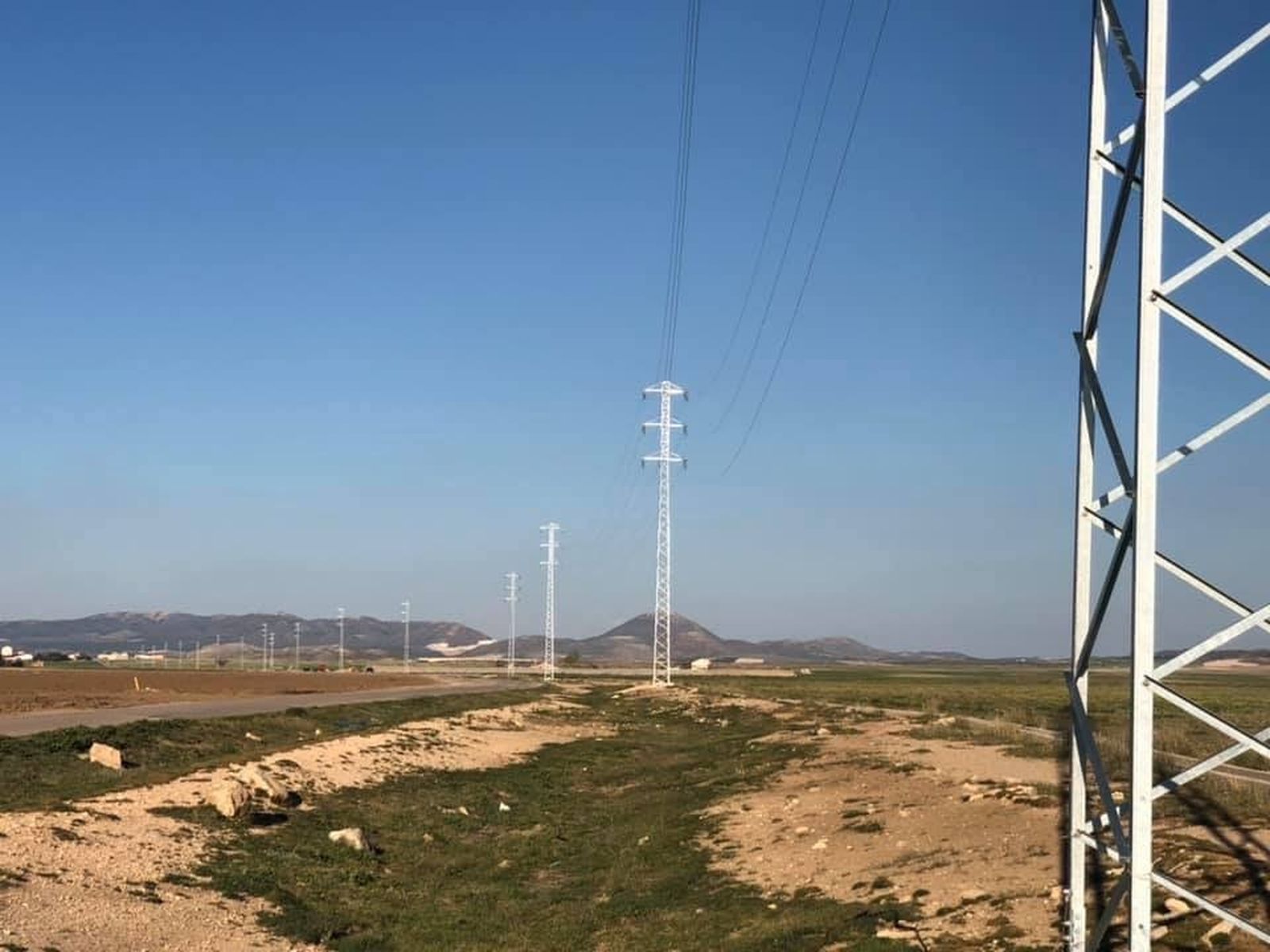 La infraestructura dará servicio a explotaciones agrícolas y ganaderas del Campo de la Puebla.