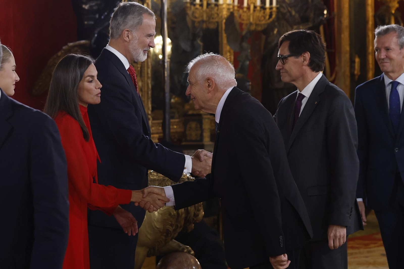 Las imágenes de la recepción de la Fiesta Nacional en el Palacio Real
