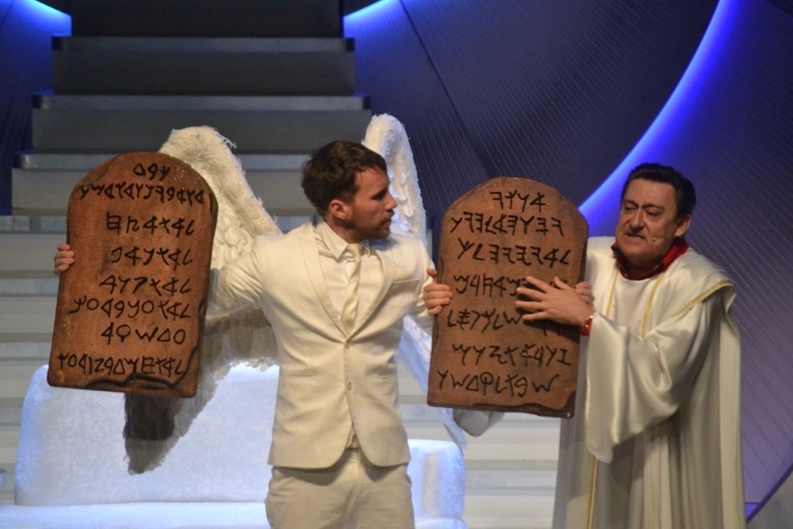 Mariano Peña y Bernabé Fernández, durante la puesta en escena de 'Obra de Dios'.