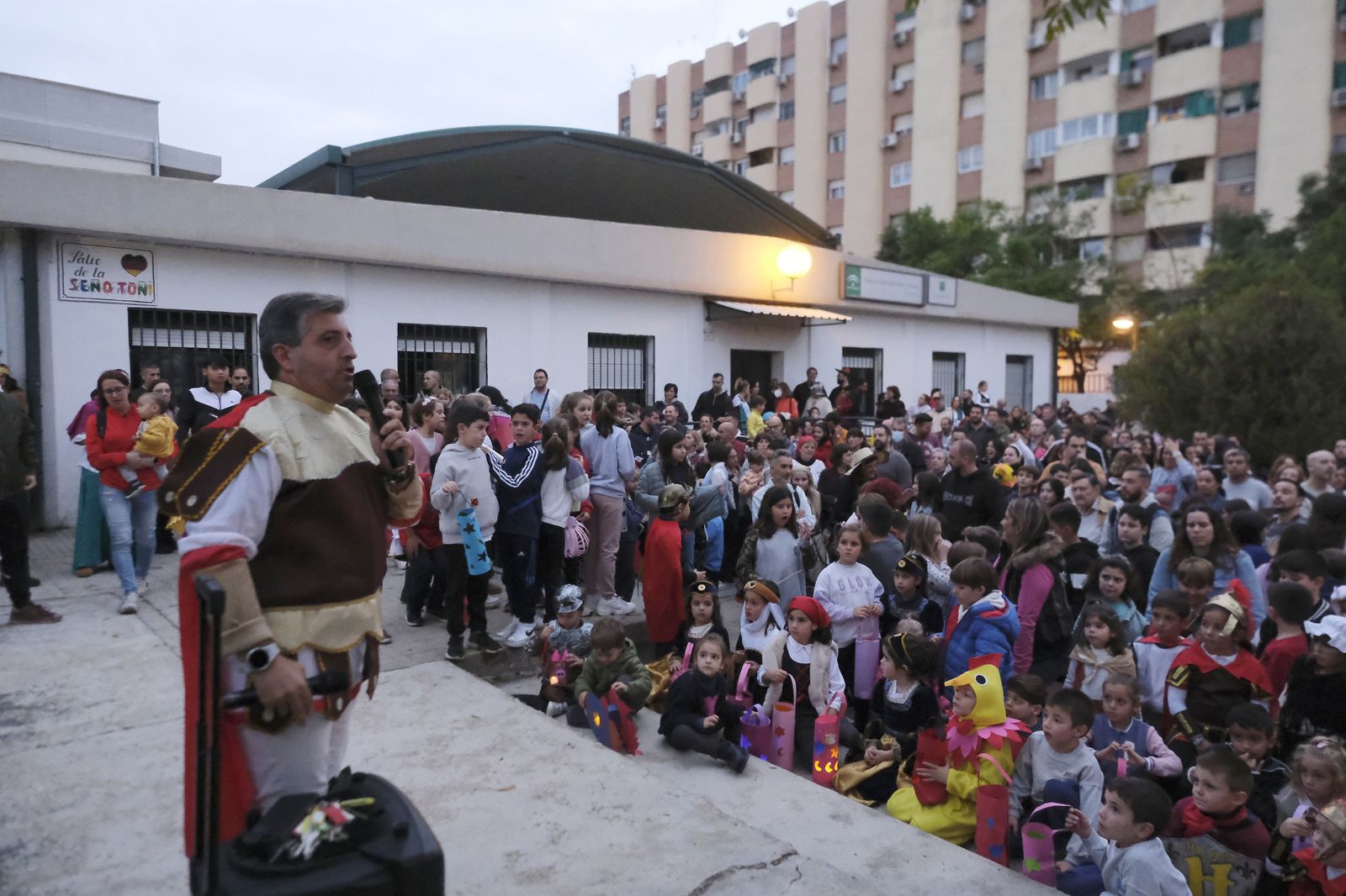 La celebración de Sankt Martin y las 'laterne' en el colegio Al-Ándalus de Córdoba, en imágenes