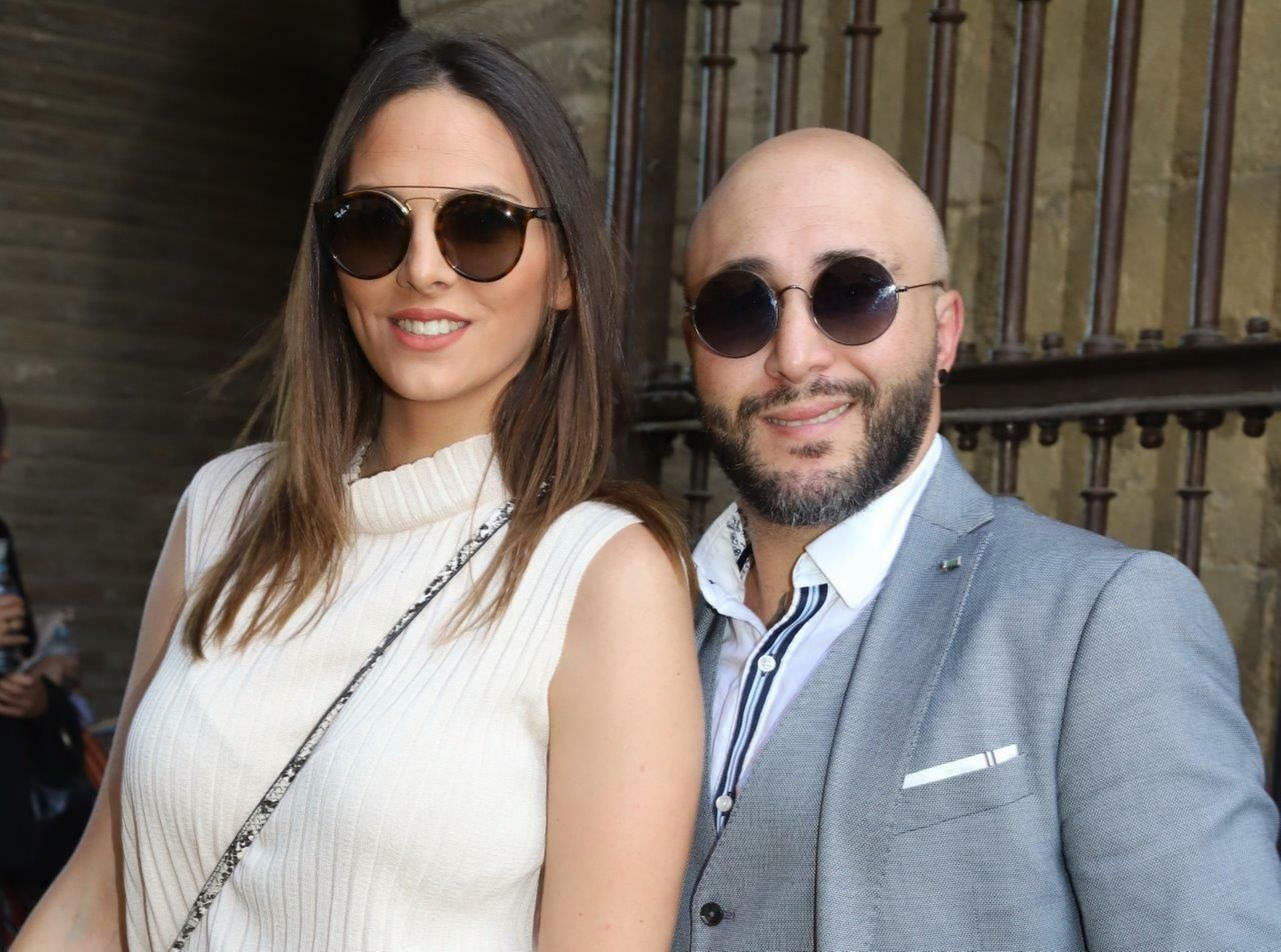 Kiko Rivera con su mujer Irene Rosales que fue a ver torear a su hermano Cayetano