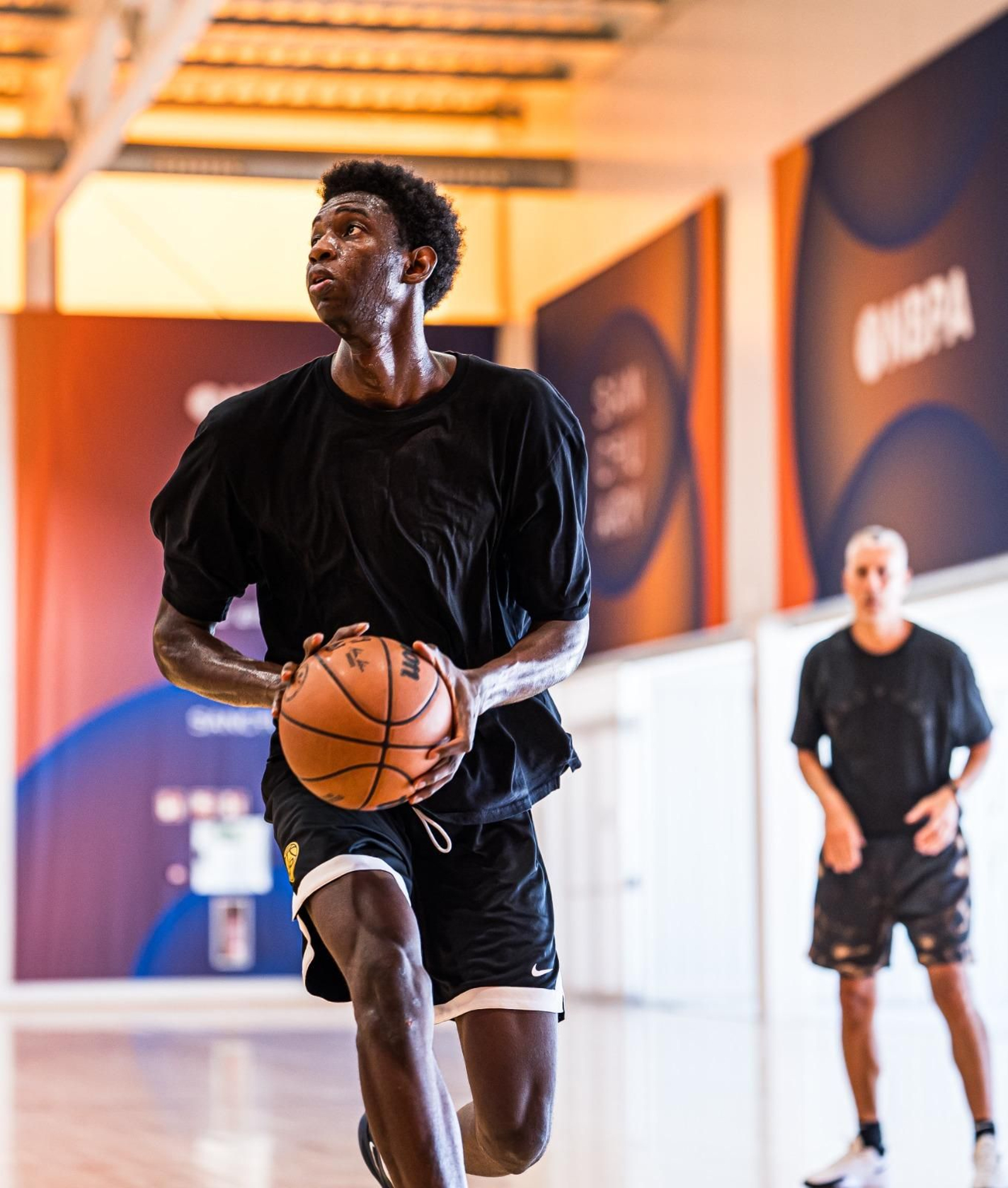 Estrellas NBA en Fuengirola: Jaylen Brown, Rudy Gobert, Ausar y Amen Thompson...