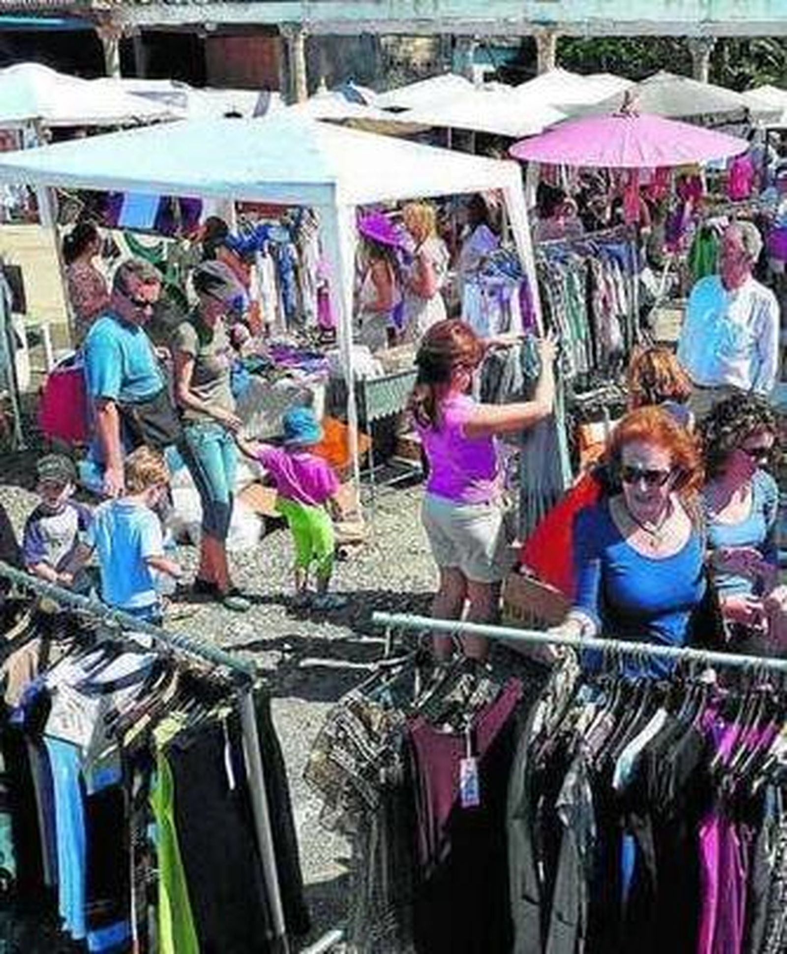 El mercadillo de los Baños del Carmen.