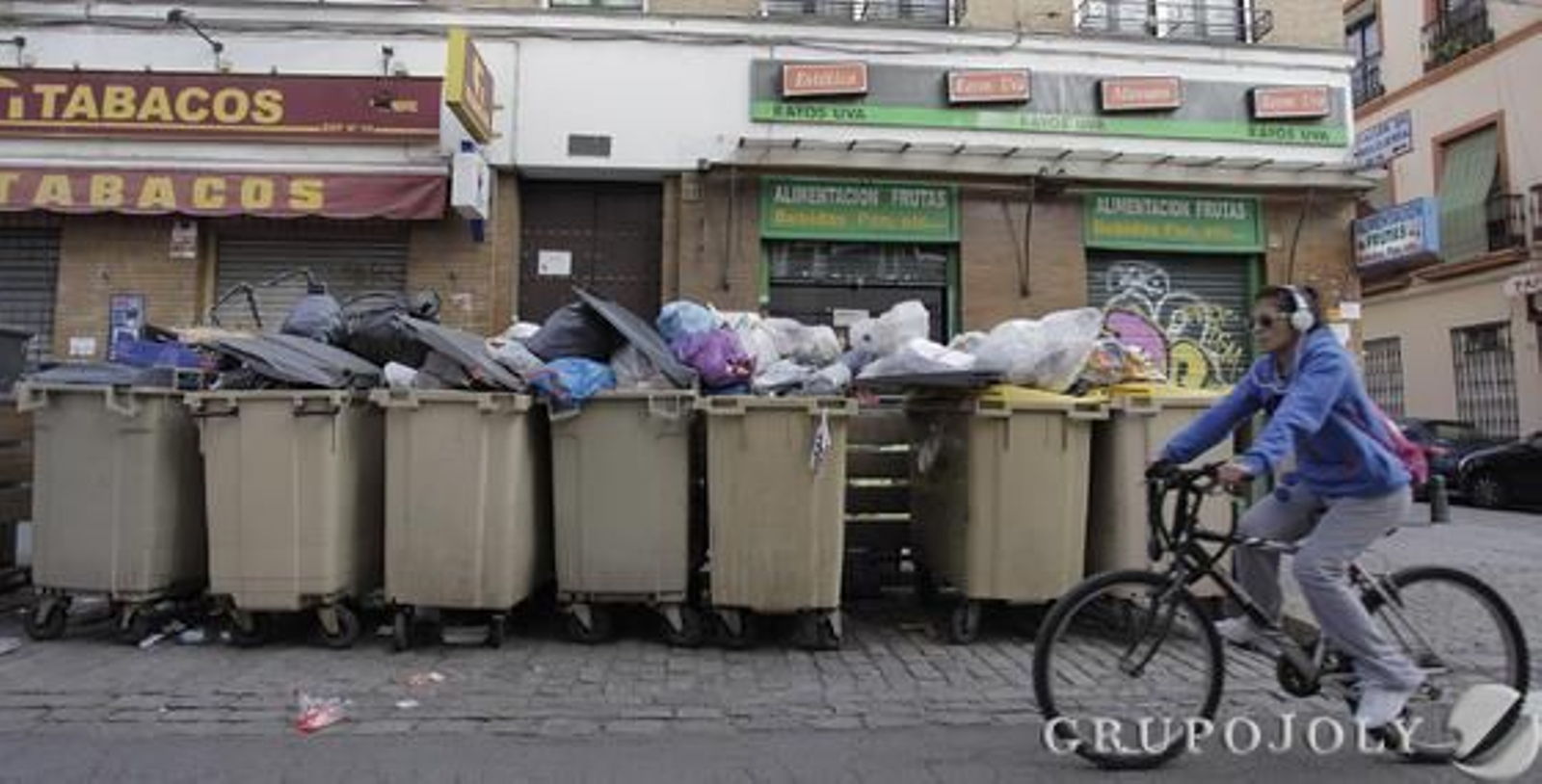 Imágenes de la huelga de Lipasam