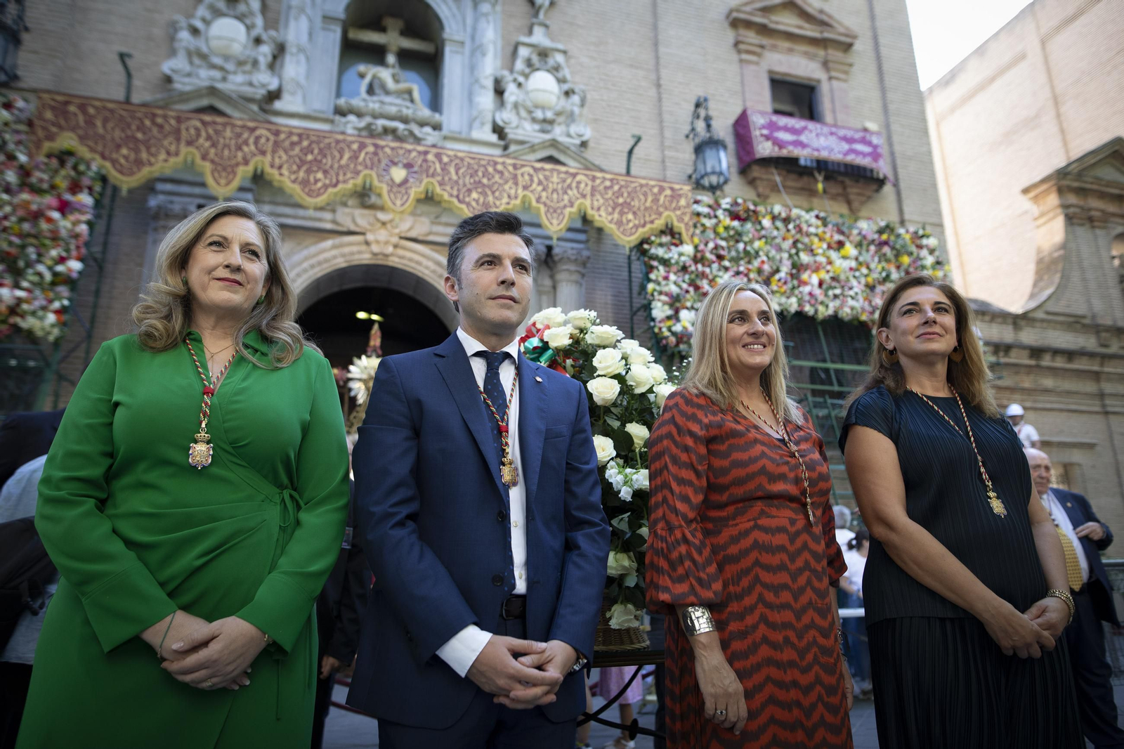 Así ha sido la la tradicional ofrenda a la patrona de Granada