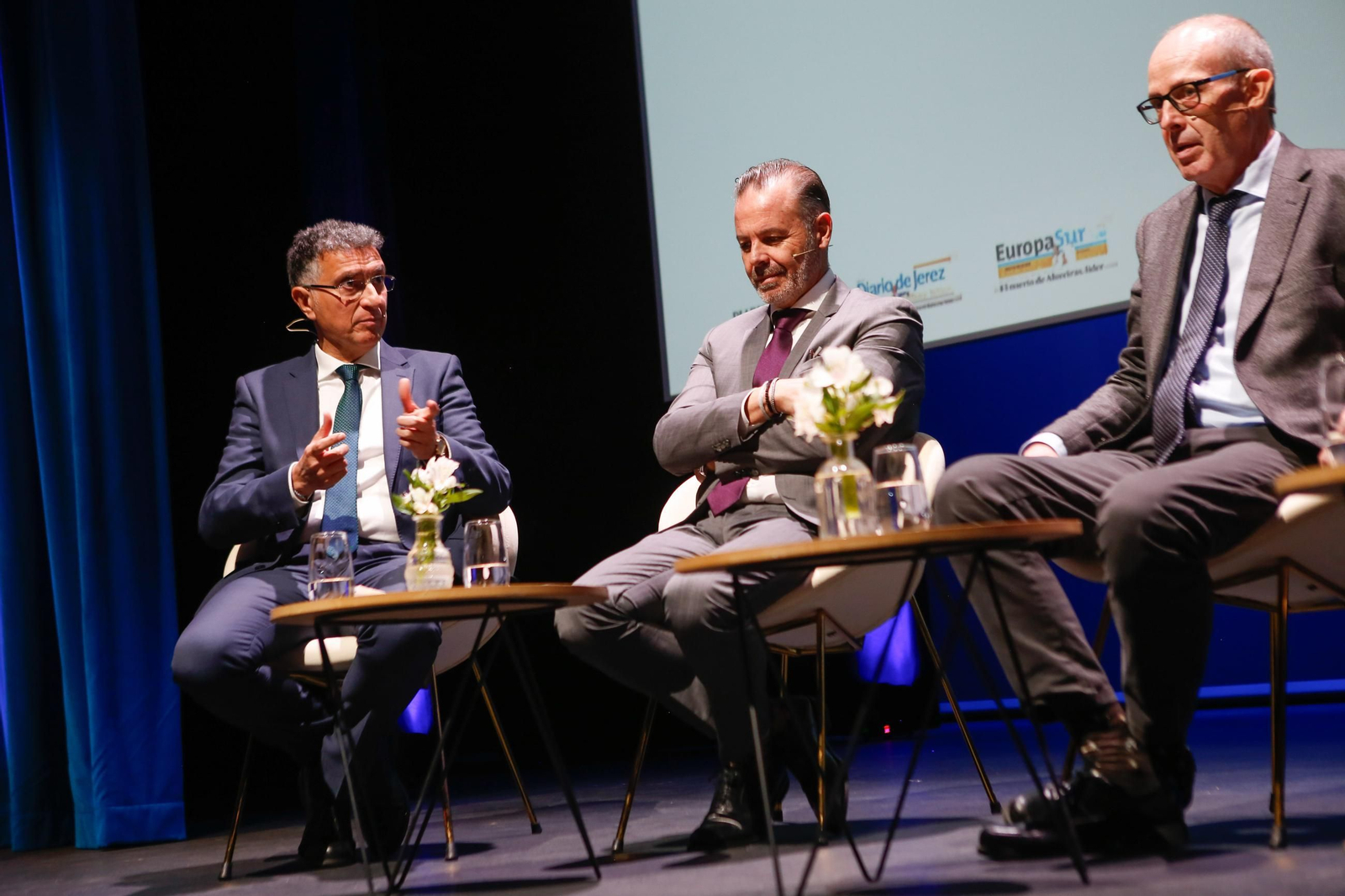 Las fotos del desyuno-coloquio "Brexit: repercusiones socioeconómicas y fiscales en La Línea y el Campo de Gibraltar"