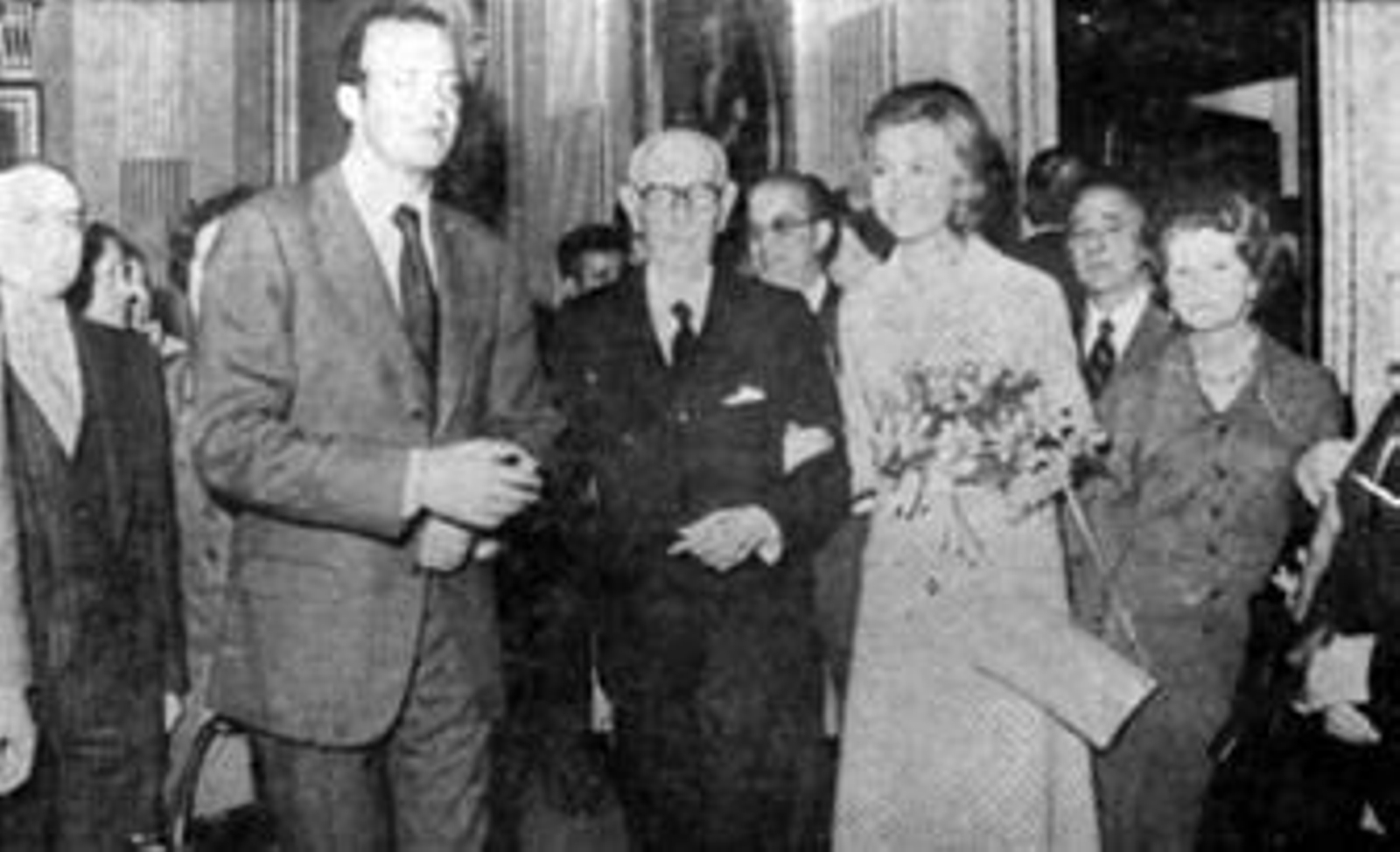 Don Juan Carlos y doña Sofía, con José María Pemán, en su primera visita como Reyes a Cádiz.
