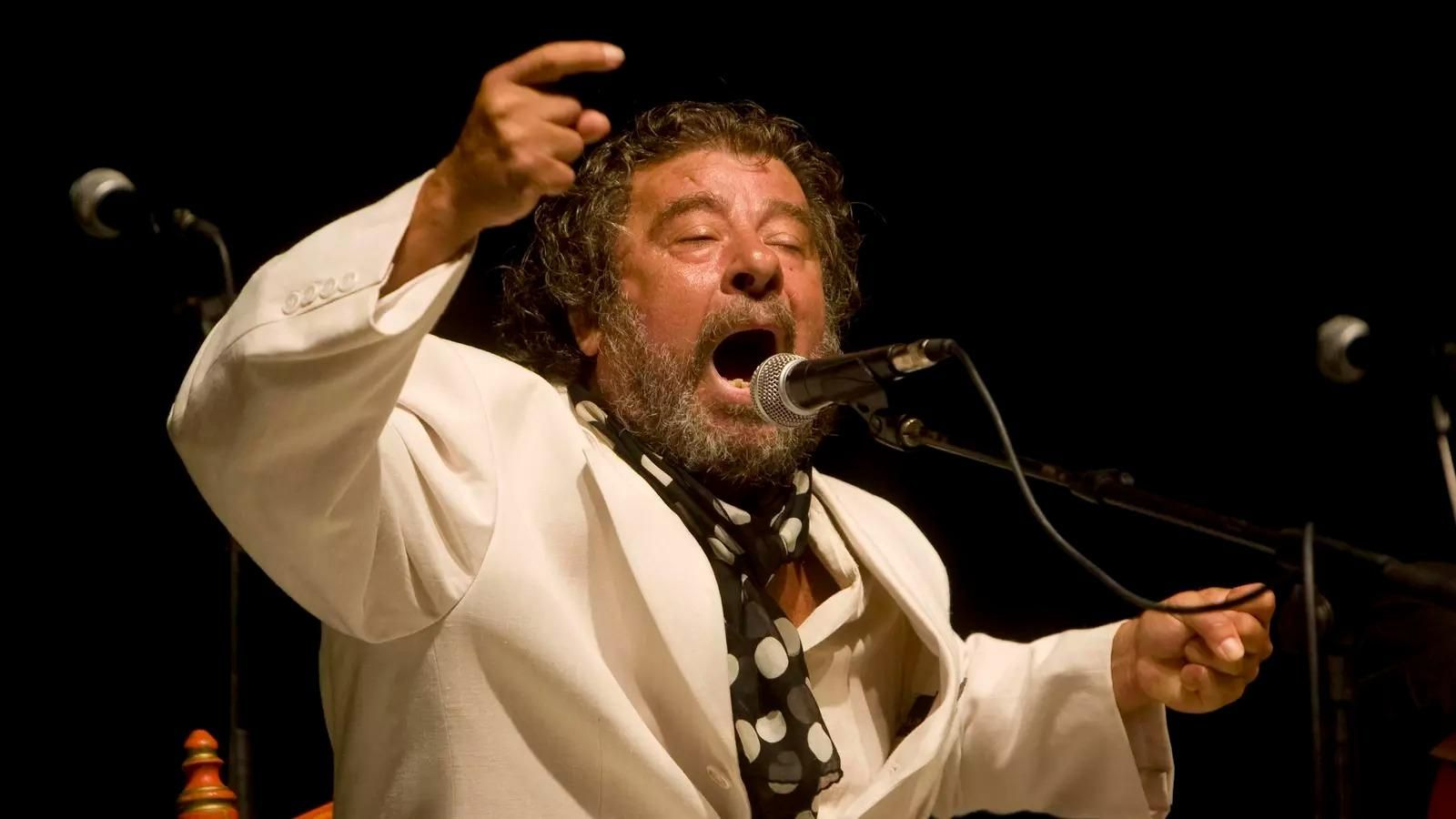 El cantaor jerezano Juan Moneo Lara 'El Torta', en una imagen de archivo y del que este fin de semana se presenta un libro.