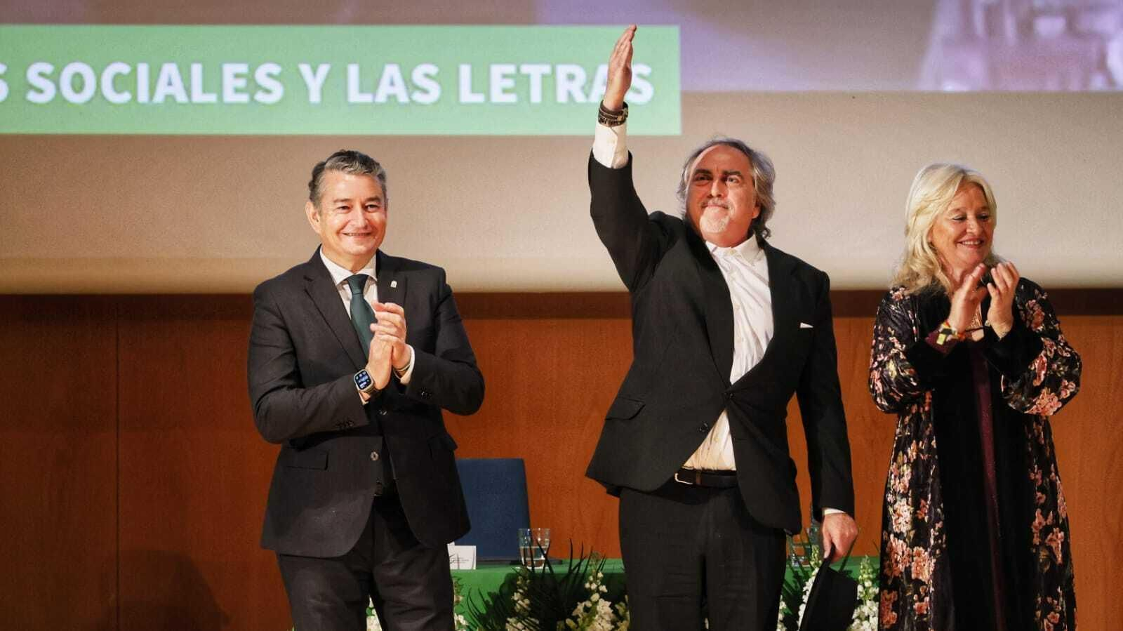 Imágenes de la entrega de las Banderas de Andalucía de Cádiz Imágenes de la entrega de las Banderas de Andalucía de Cádiz