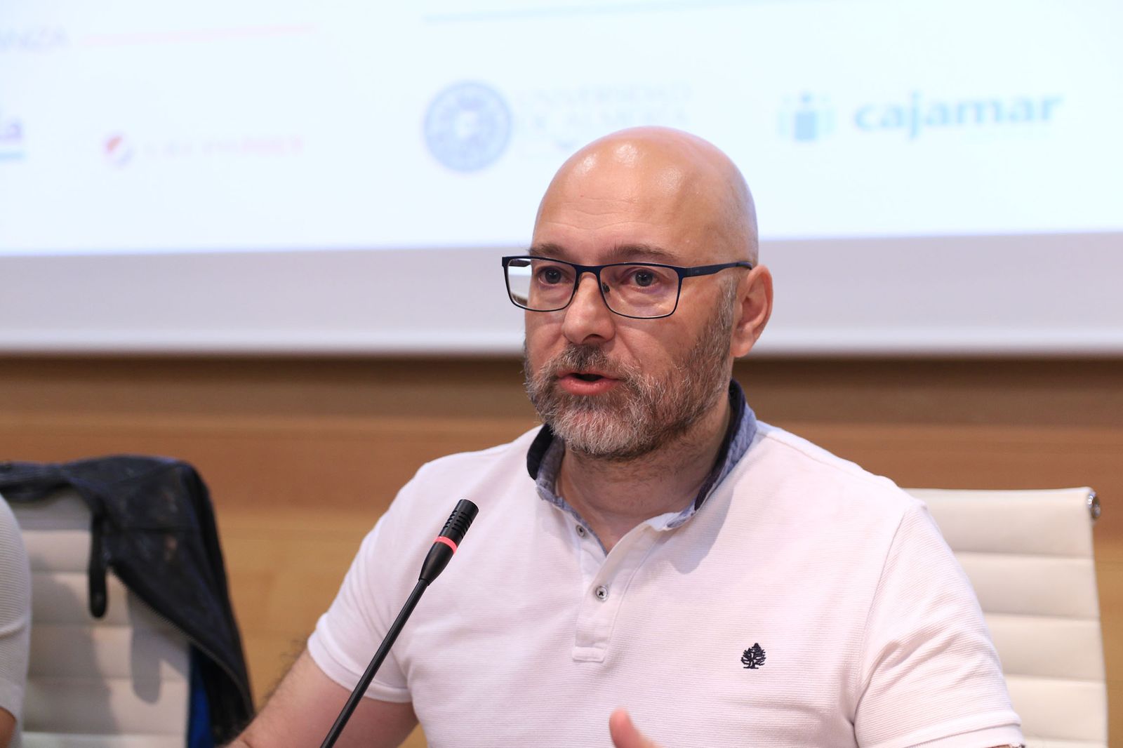 Diario de los Libros, con Fernando J. Múñez y su novela 'Antes se secará al tierra'