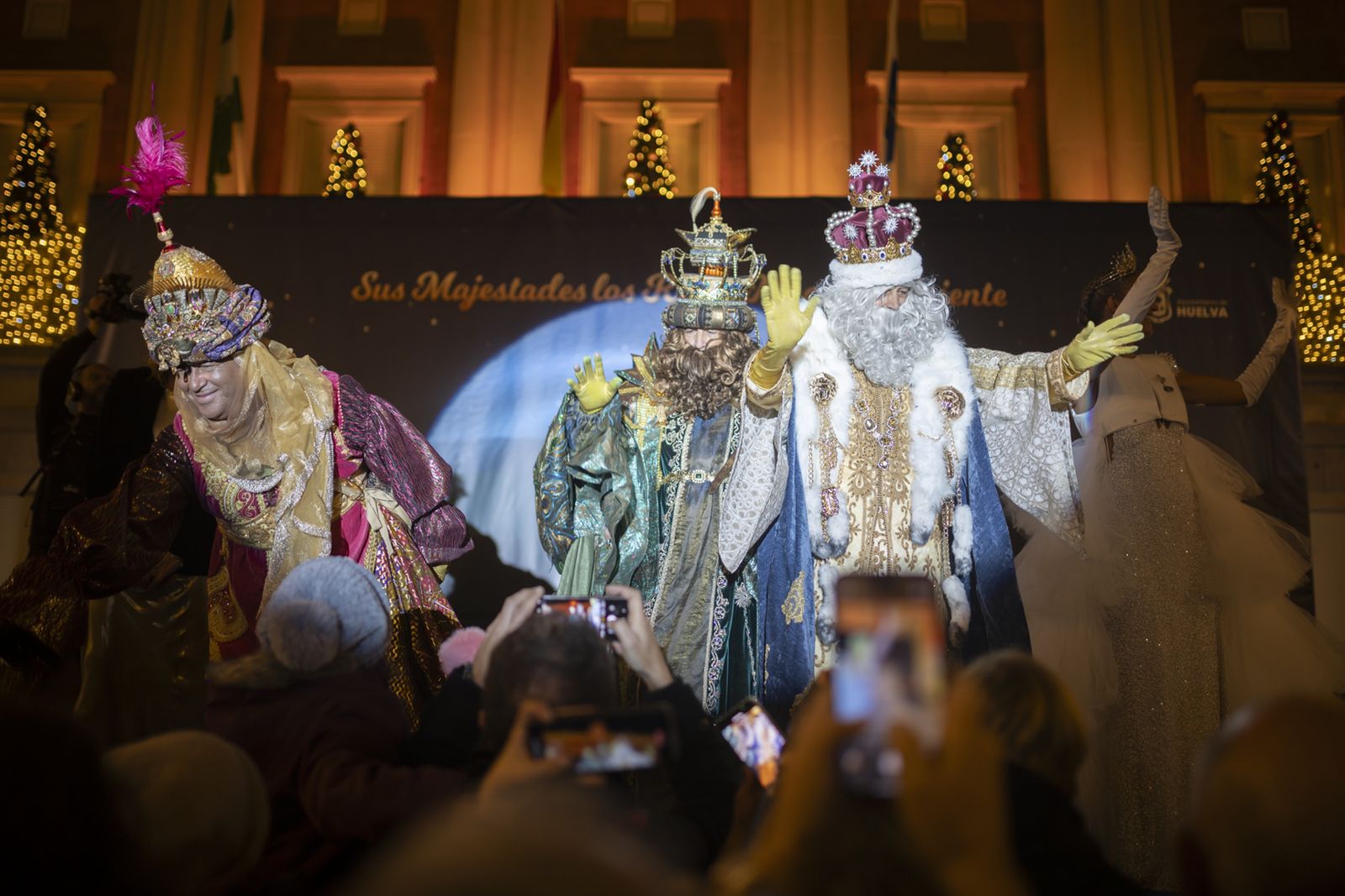 Imágenes de las Cabalgatas de los Reyes Magos de Huelva 2024