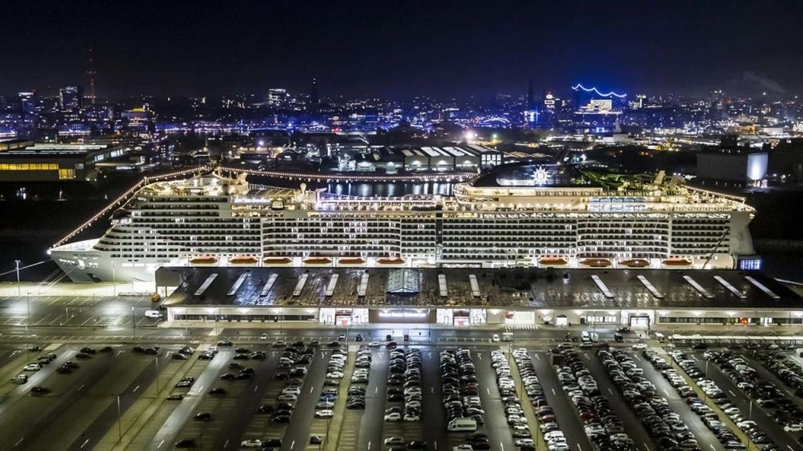 Un buque de la naviera MSC en el puerto de cruceros de Hamburgo, en Alemania