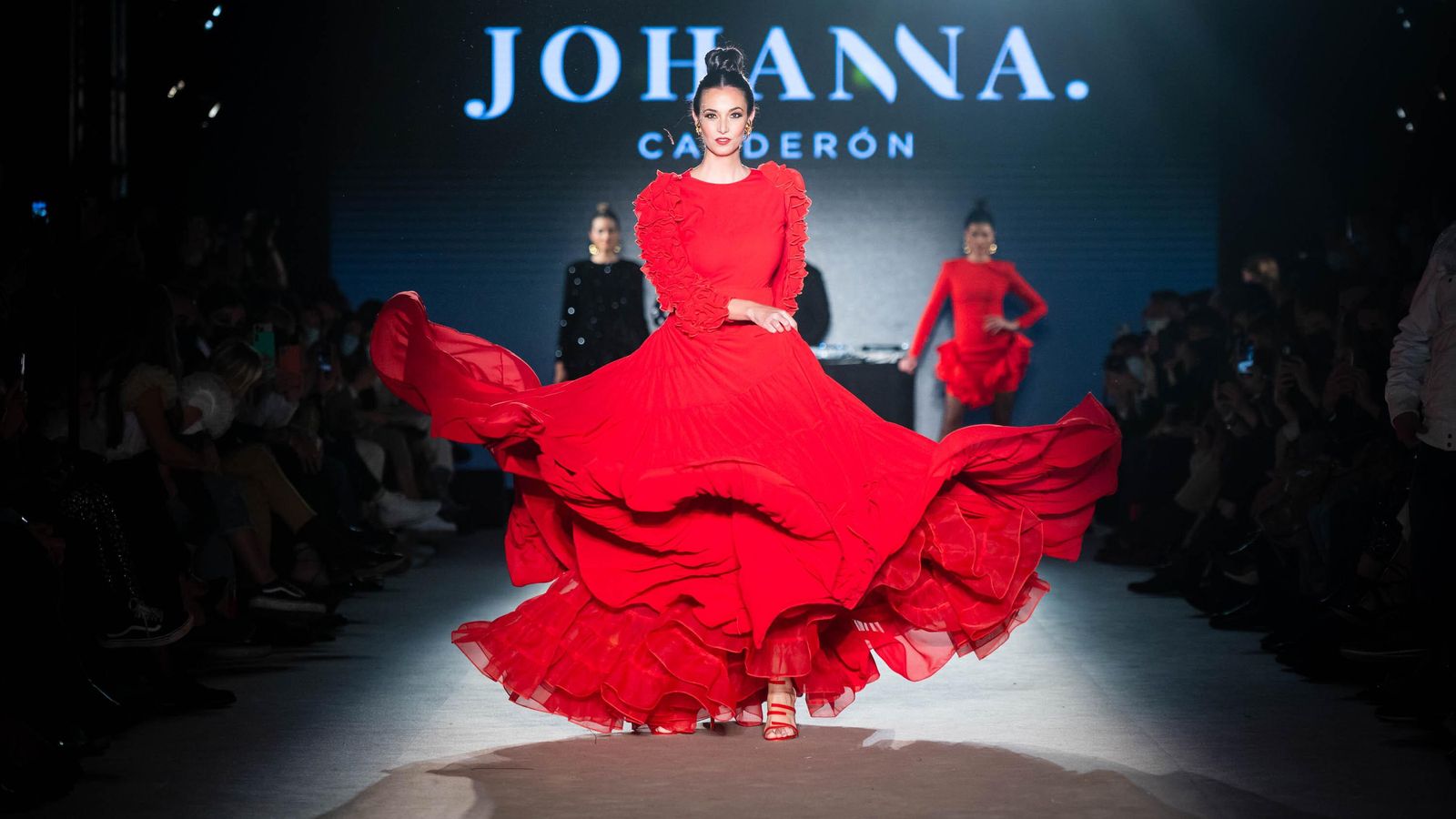 Traje de flamenca rojo de Johanna Calderón.