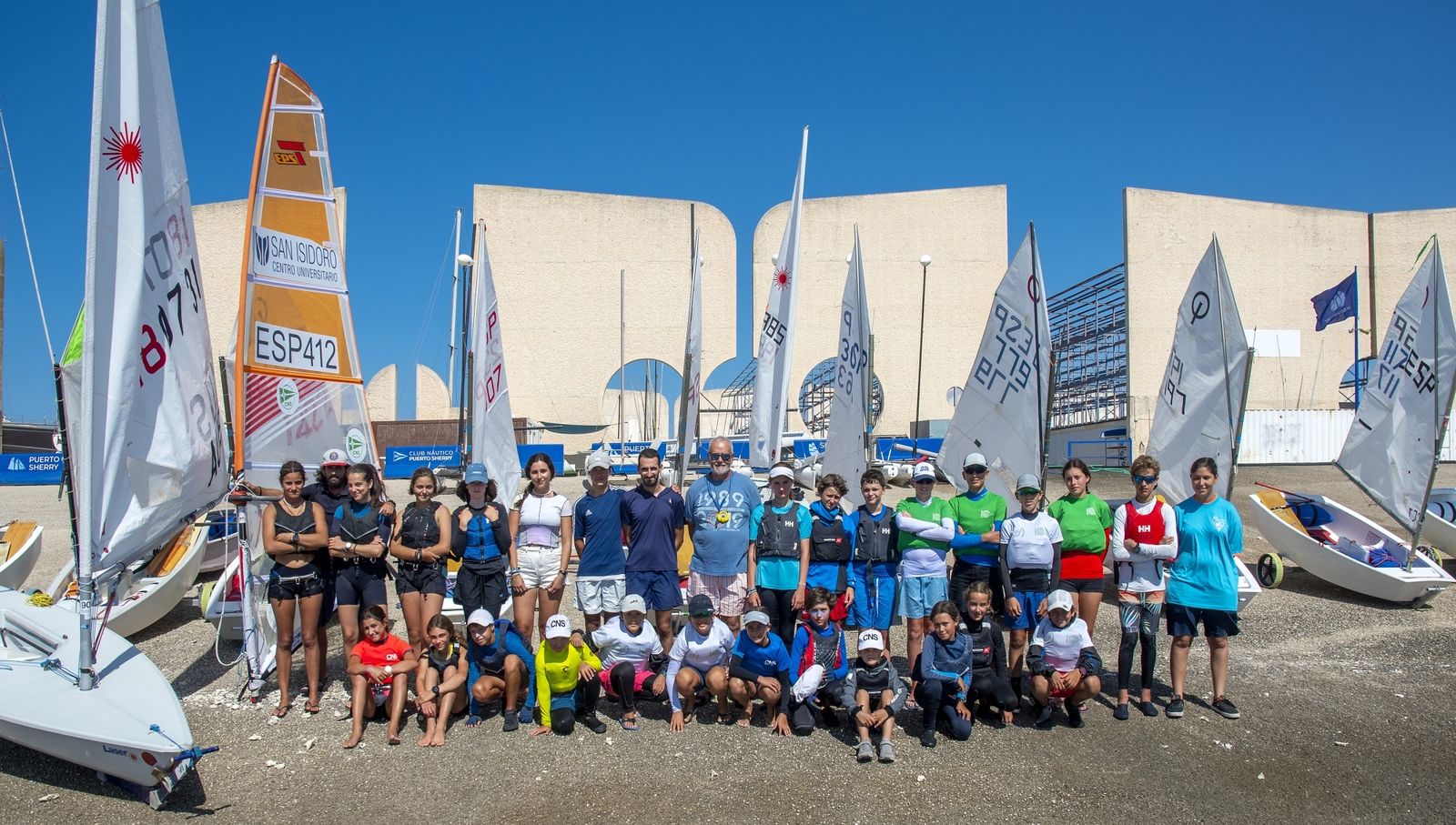 La flota del CN Sevilla está en El Puerto.