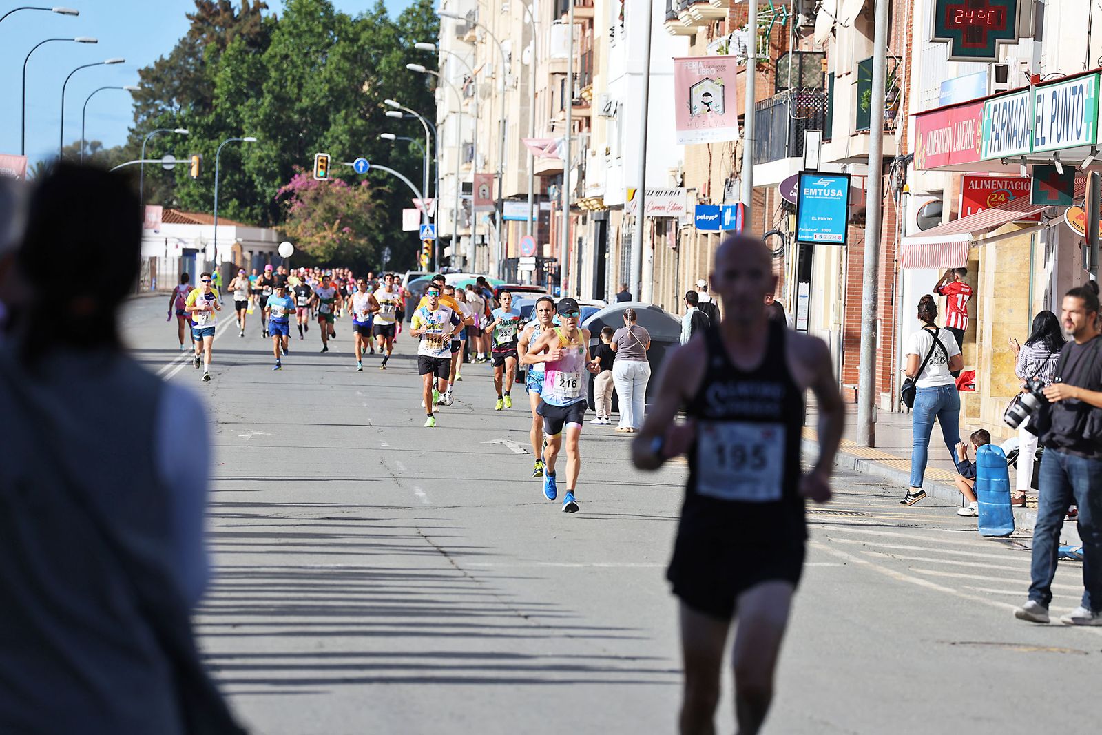Las mejores imágenes de la carrera 21K Ciudad de Huelva