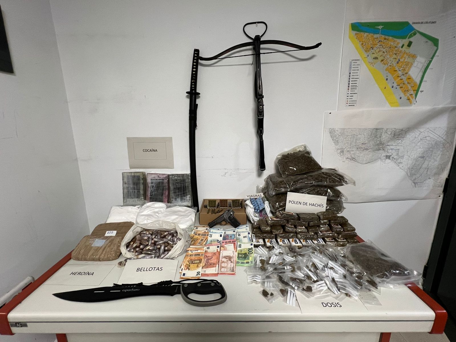 Parte de lo incautado.