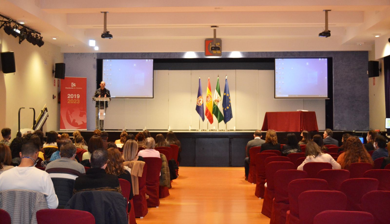 Entrega de diplomas del programa E-Escuela de Empresas.