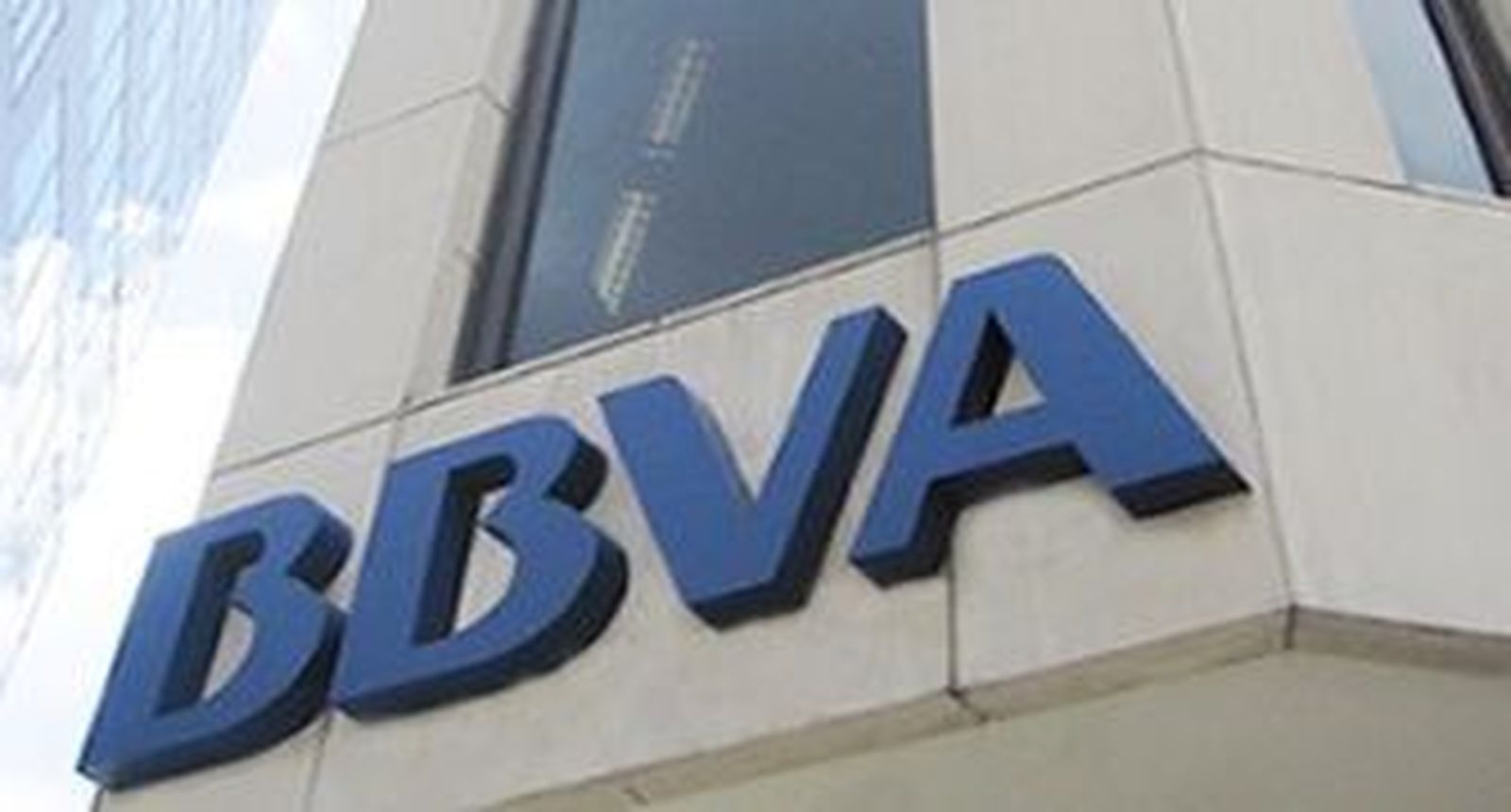 El BBVA recibe una sanción en Granada por ampliar irregularmente la jornada laboral