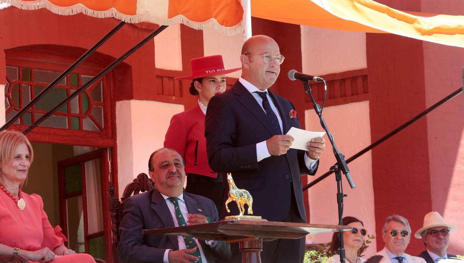Entrega del Caballo de Oro Jerez 2024 a Francisco Dorante