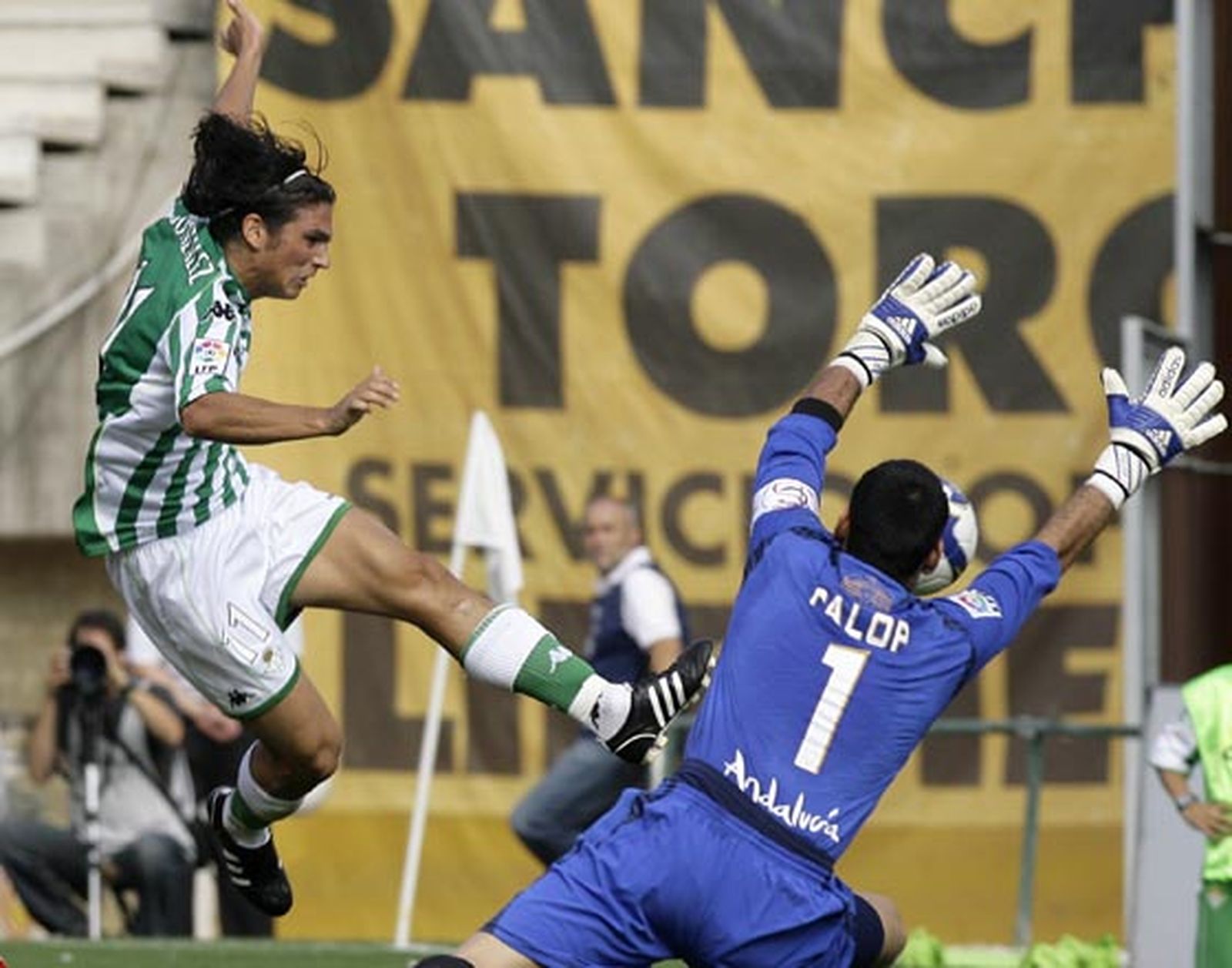 Velasco Carballo pitará el derbi en Heliópolis