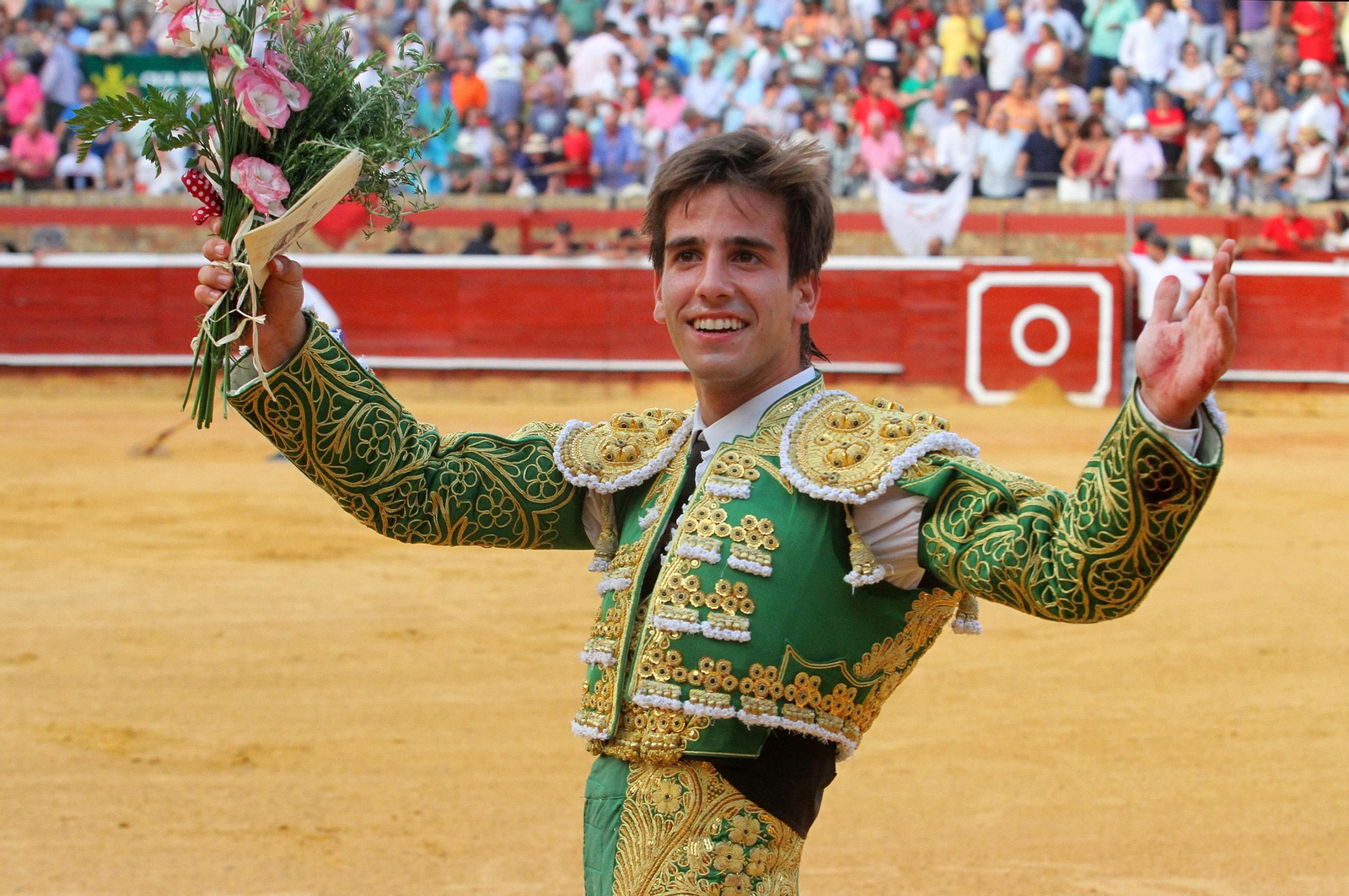 Faena de Emilio Silvera en la novillada de la Plaza de La Merced