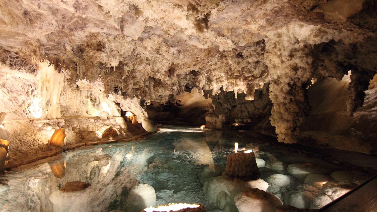Gruta de las Maravillas