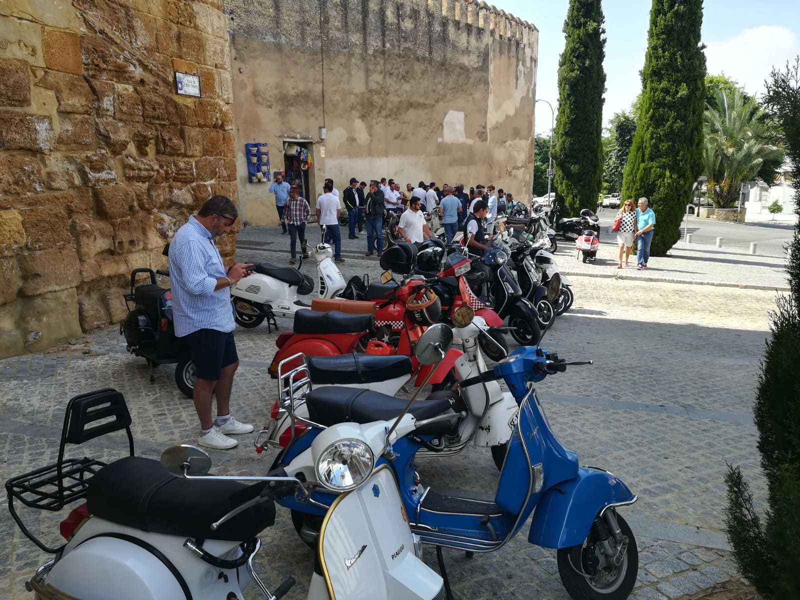 I Ruta  en Vespa por Andalucía El Avispero.