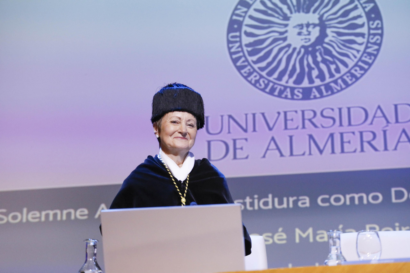 El doctor José María Peiró Silla es investido Doctor Honoris Causa por la UAL, en imágenes