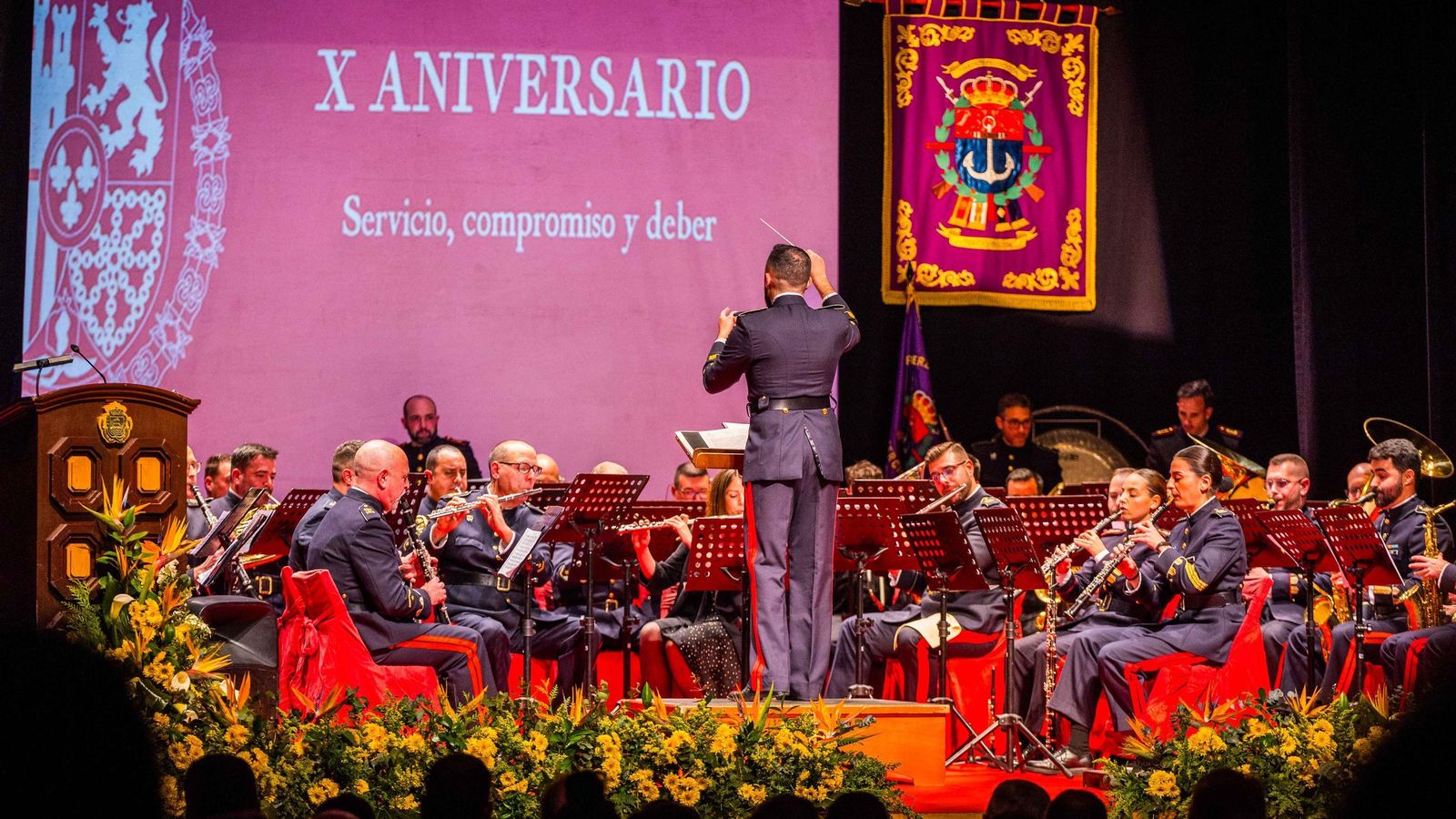 Homenaje al Rey en forma de concierto: la banda de Tercio Sur conmemora el X aniversario del reinado de Felipe VI Homenaje al Rey en forma de concierto: la banda de Tercio Sur conmemora el X aniversario del reinado de Felipe VI
