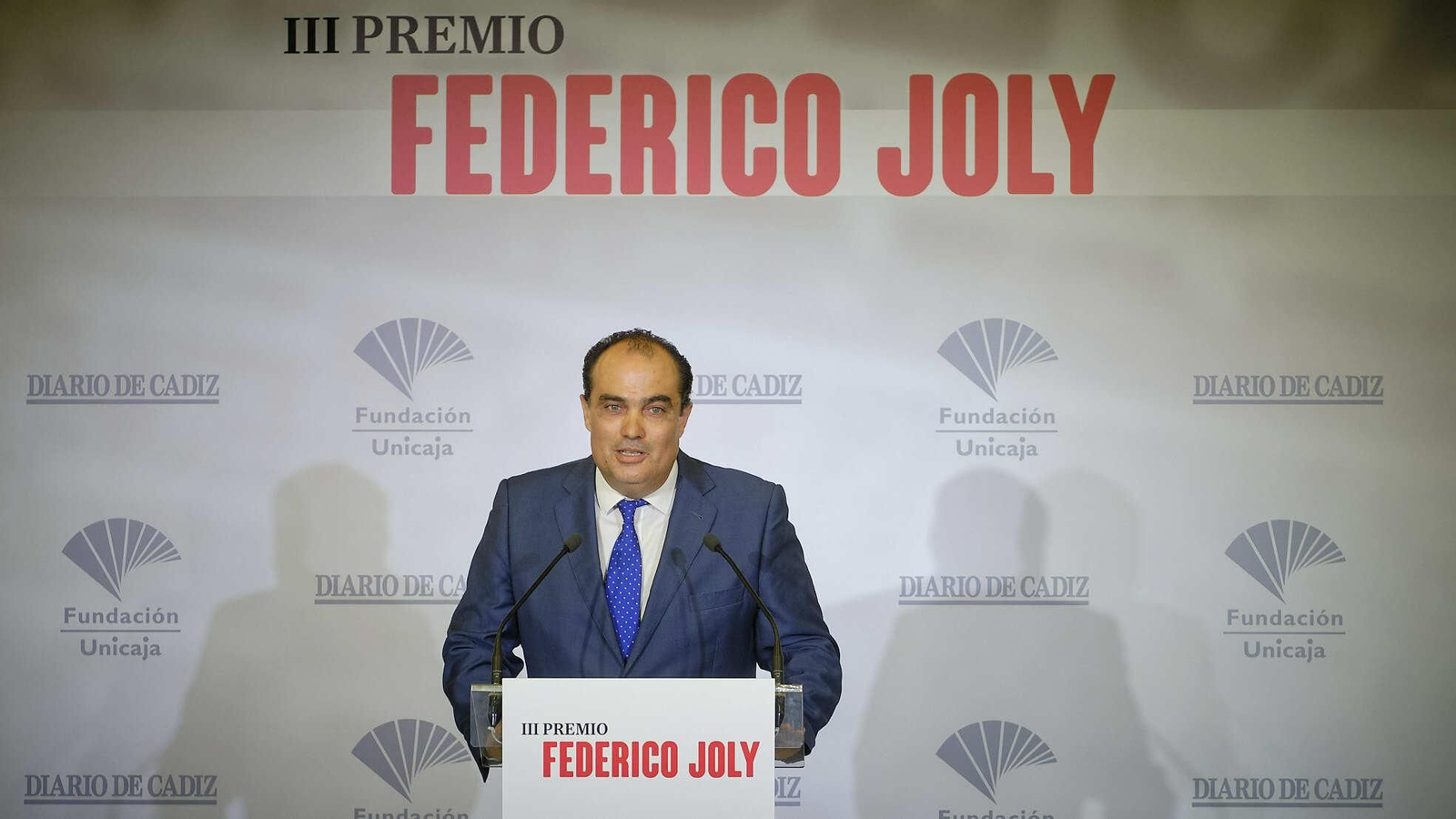 Entrega del premio Federico Joly a Augusto Delkáder