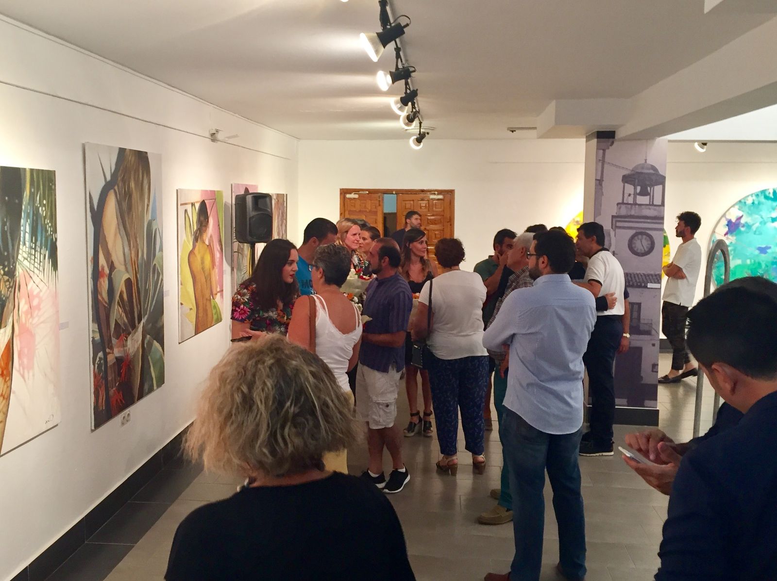 1. La XXXVIII Feria de la Cultura se celebra hasta el próximo domingo. 2. Obra de la exposición de Murillo a dos pinceles.