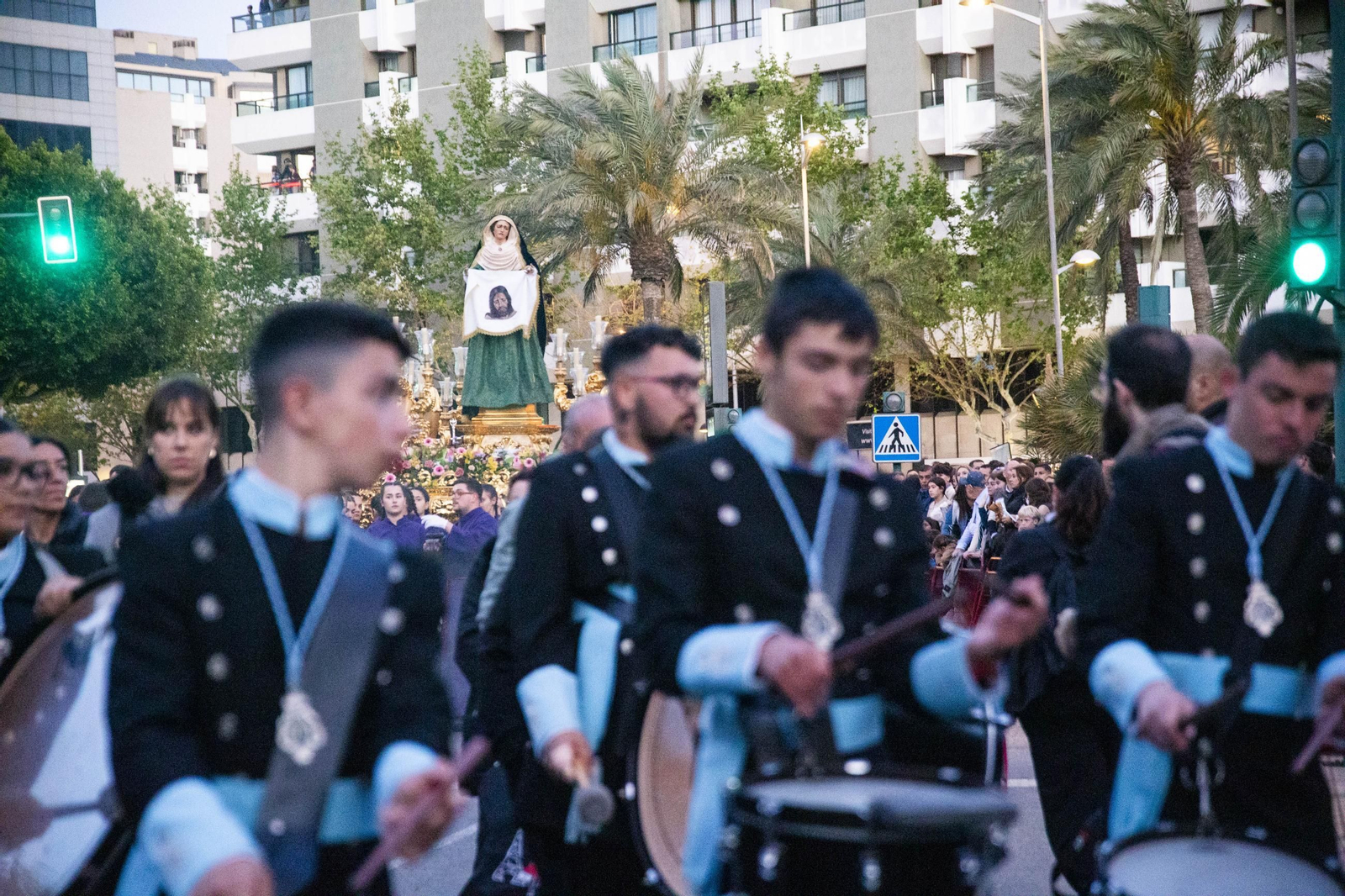 Encuentro en la Semana Santa de Almería 2025