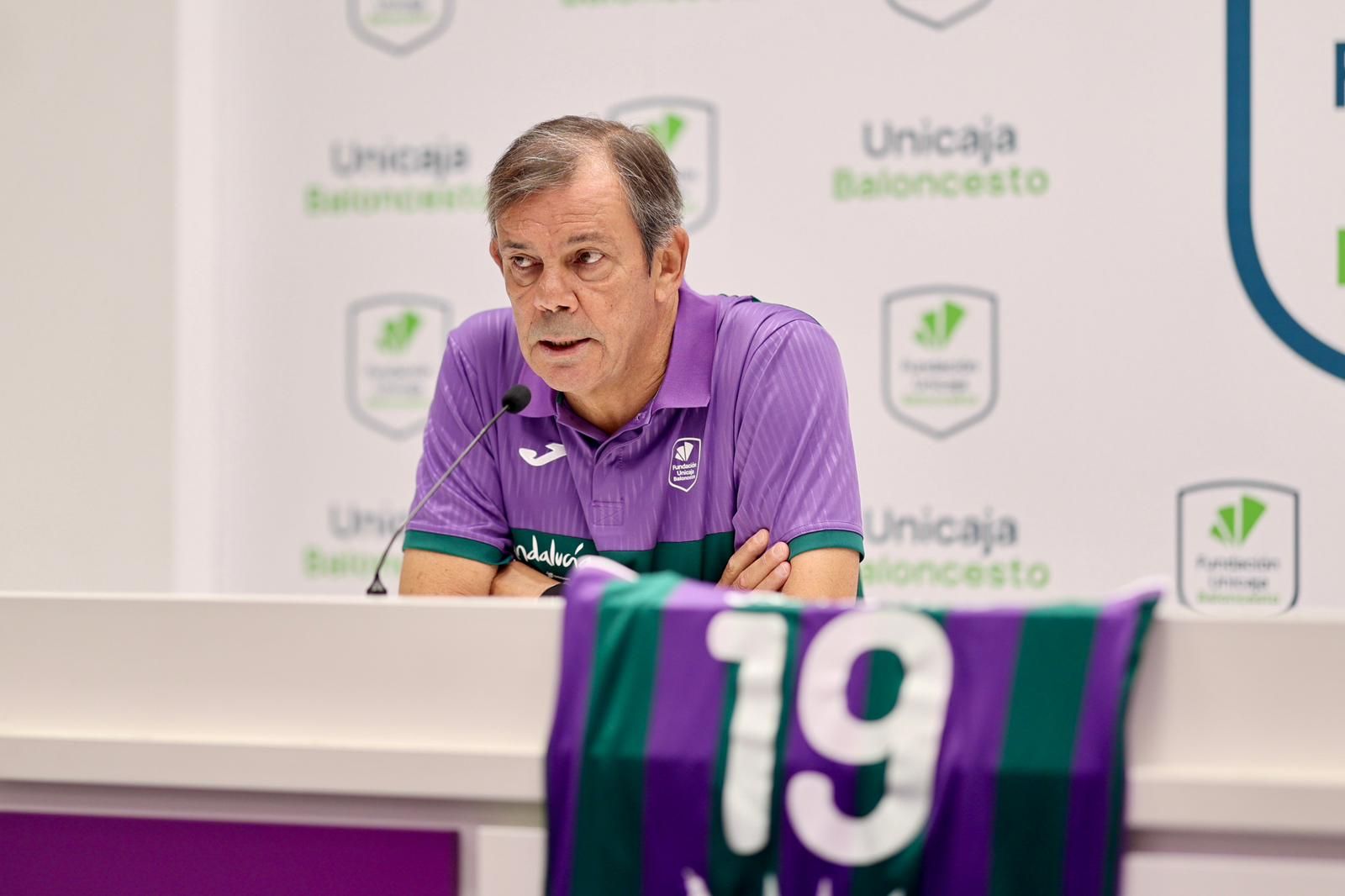 La presentación de Emir Sulejmanovic con el Unicaja, en fotos