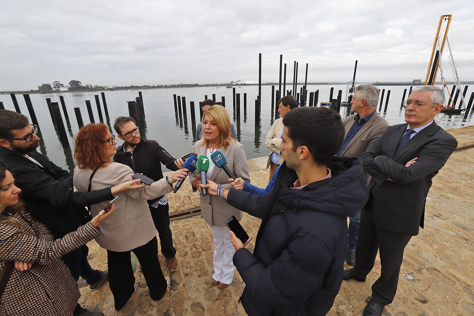 Imágenes de las obras de remodelación del Muelle de Levante.