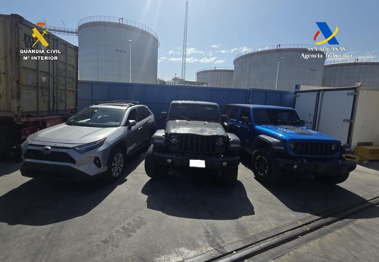 La operación conjunta ha permitido frustrar una red internacional dedicada al tráfico de vehículos de lujo sustraídos en Estados Unidos y Canadá.